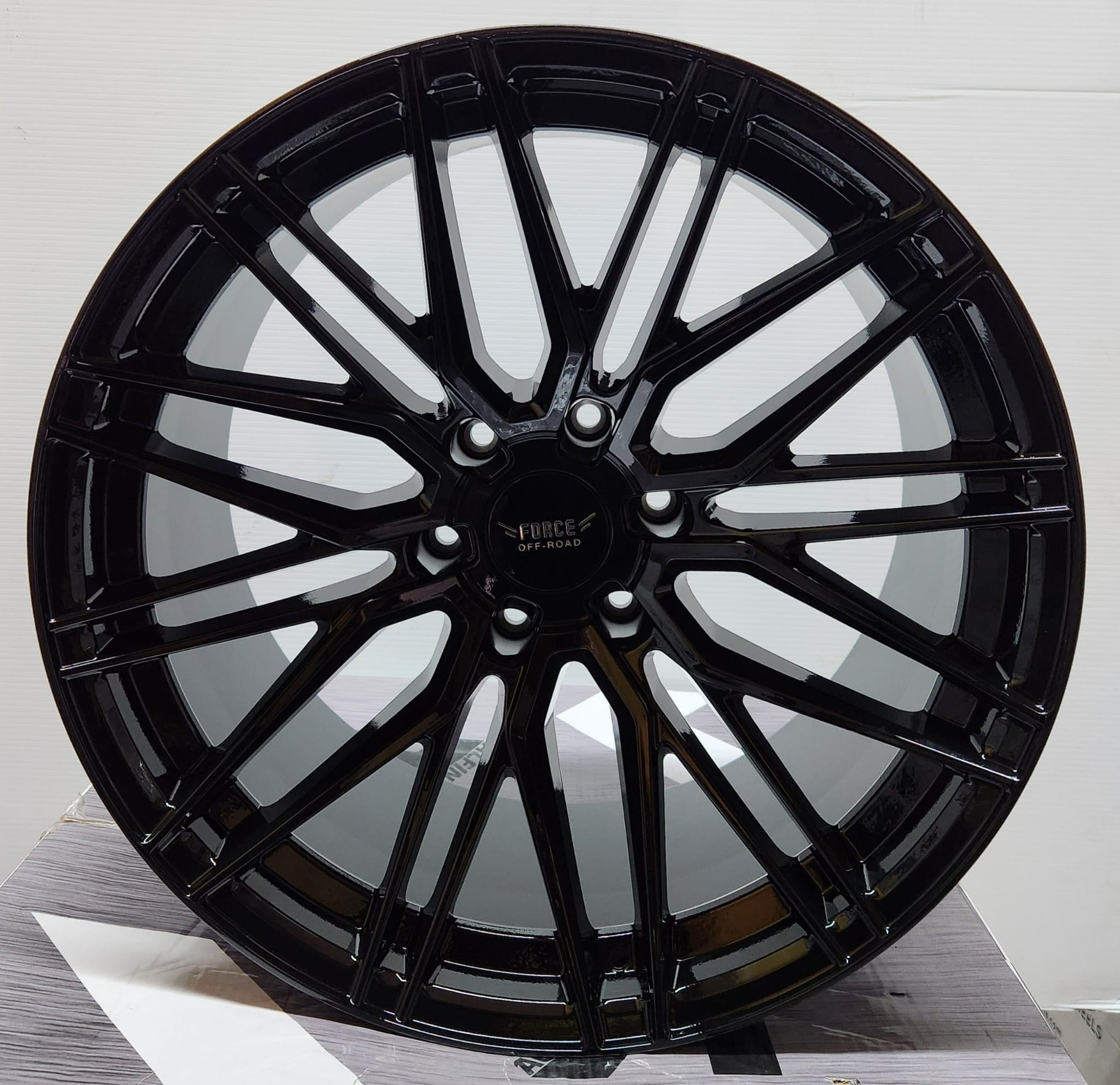 AZAD F52 20X10 6X139.7 GLOSS BLACK - Gun Hill Tire House (WTW - WHOLESALE TIRES & WHEELS)