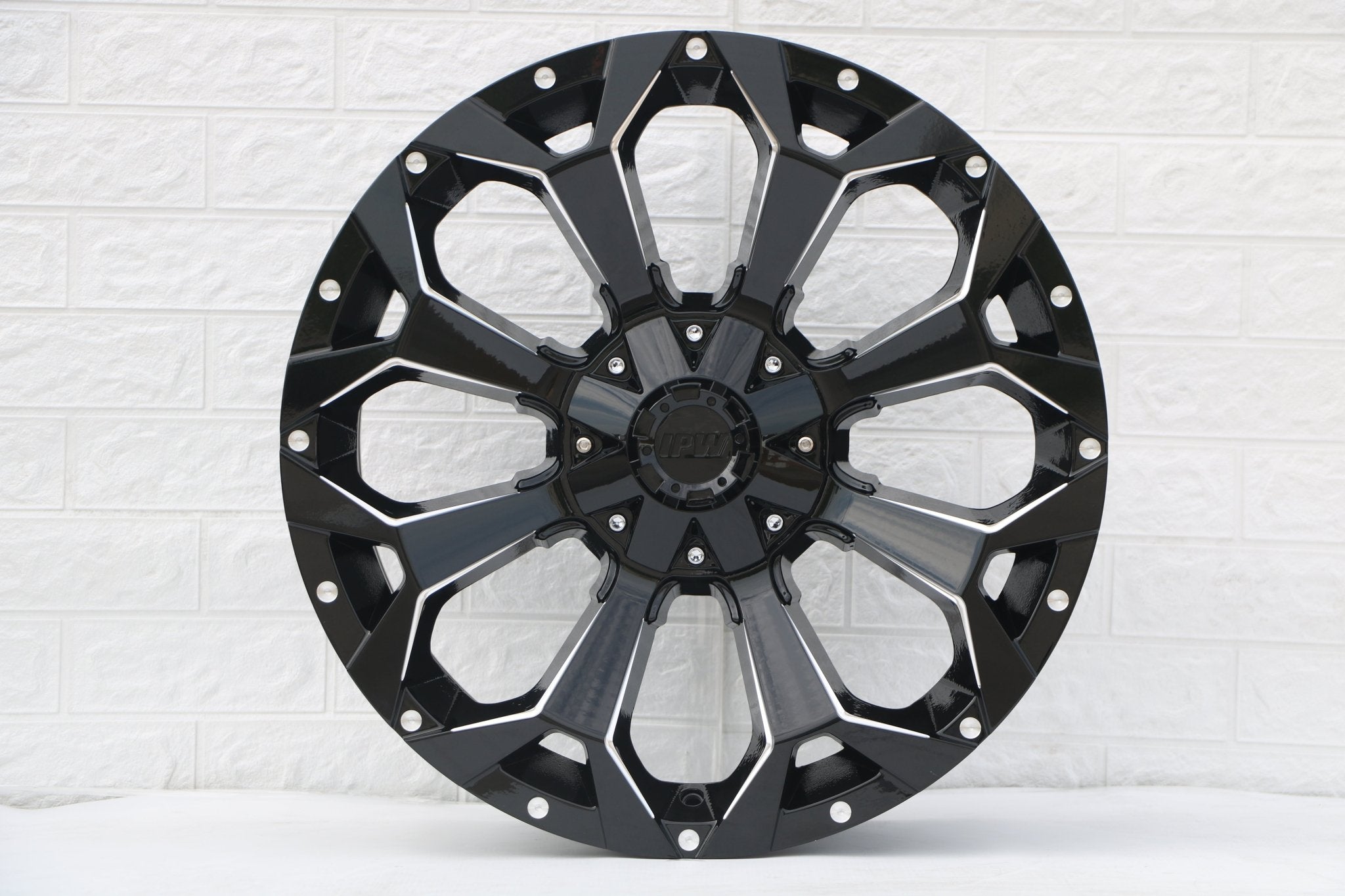 W950 1521B Gloss Black Milled 18x9.0 ET0 6x139.7 CB106.1 - Gun Hill Tire House (WTW - WHOLESALE TIRES & WHEELS)