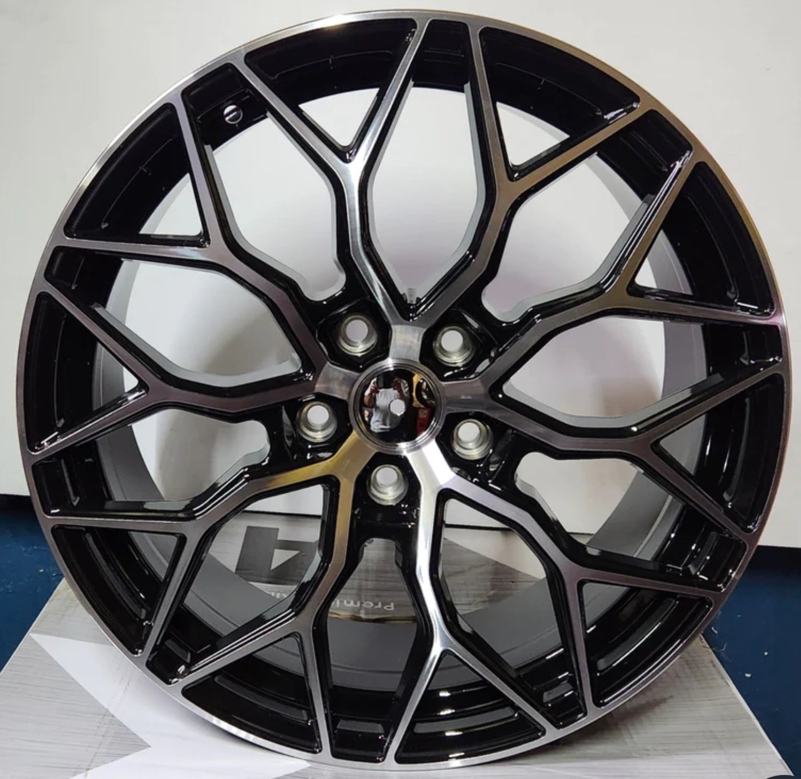 OE - 0319 SI01 19X8.5 5X112 BLACK MACHINED FACE - Gun Hill Tire House (WTW - WHOLESALE TIRES & WHEELS)