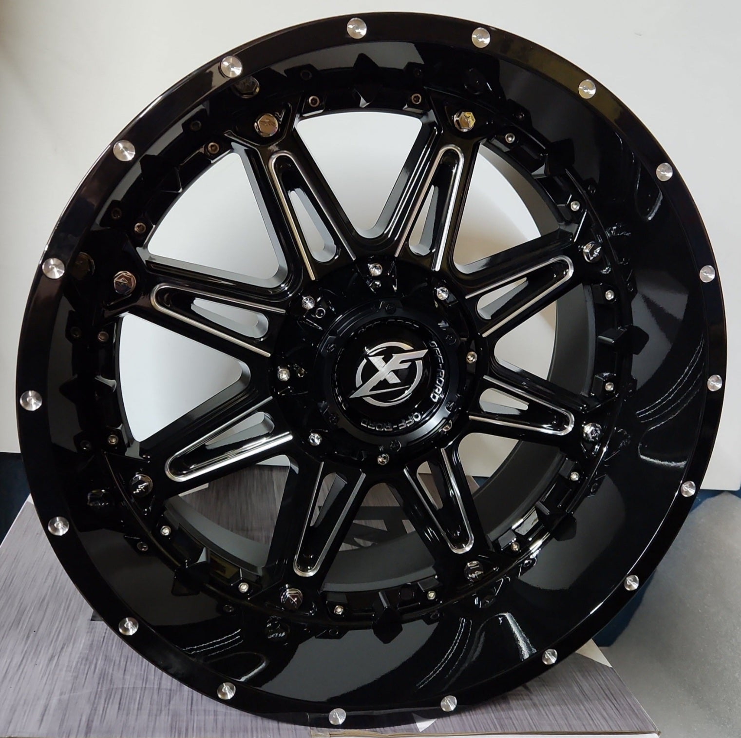 8040 20x10 5x114.3 - 5x127 GLOSS BLACK MILLING SPOKE MILLING RIVETS - Gun Hill Tire House (WTW - WHOLESALE TIRES & WHEELS)