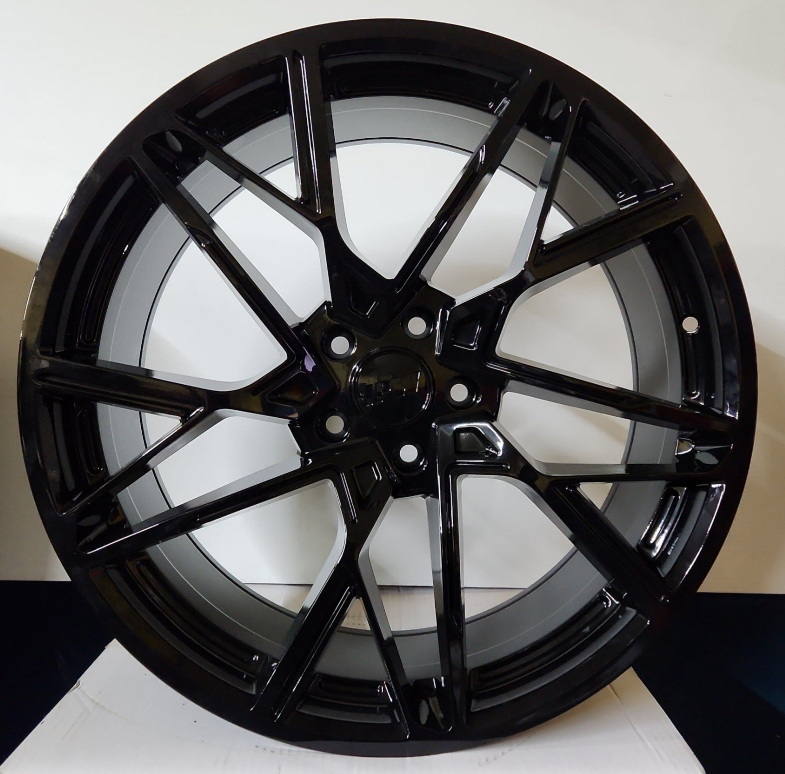 W1507 20x8.5 5x114.3 BLACK - Gun Hill Tire House (WTW - WHOLESALE TIRES & WHEELS)