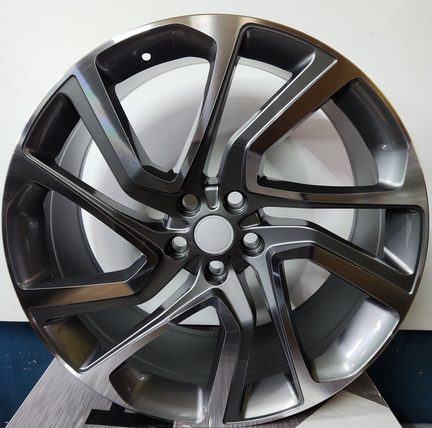 W797 22X9.0 5X120 GMF - Gun Hill Tire House (WTW - WHOLESALE TIRES & WHEELS)