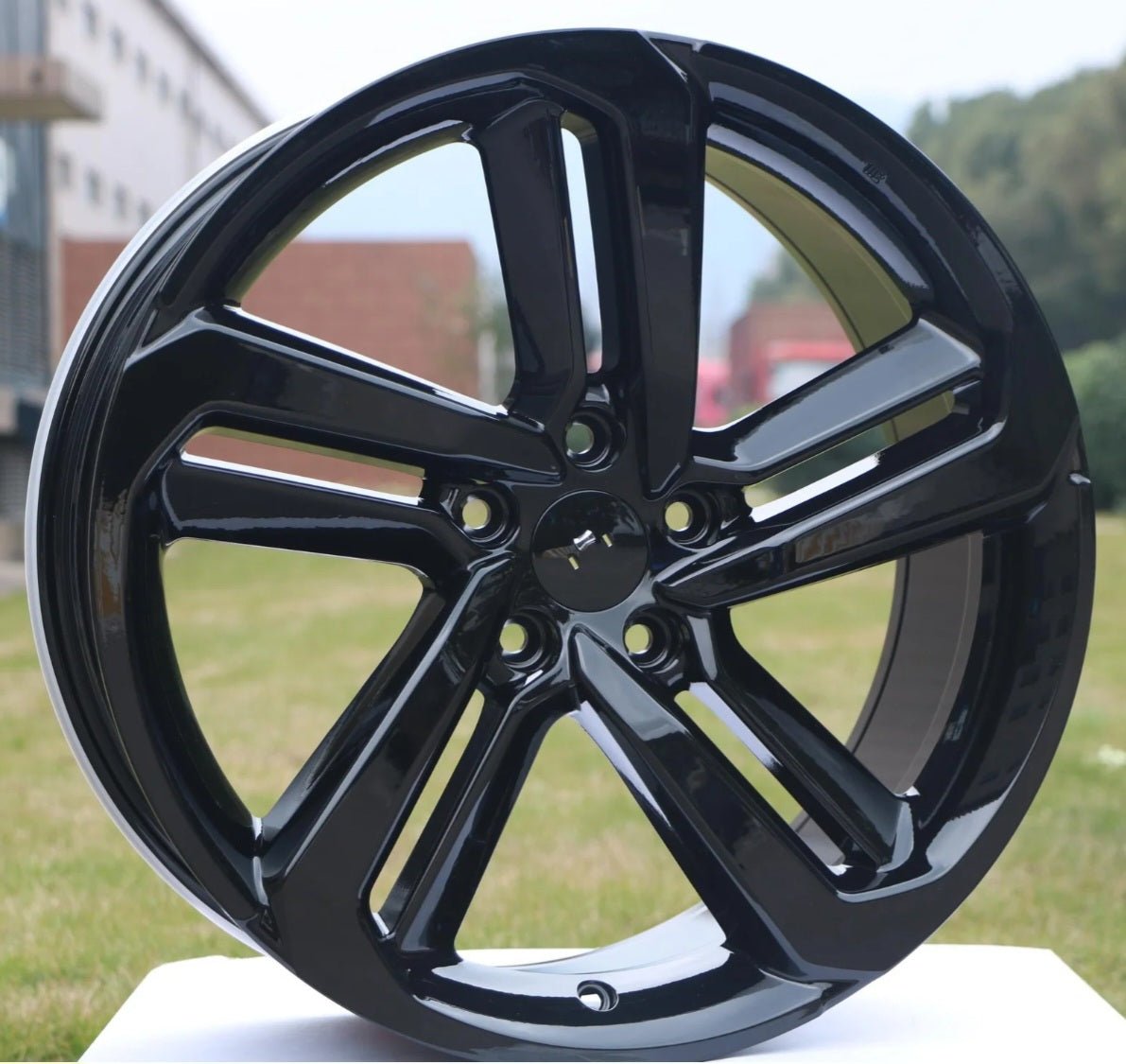 HD - W315 19x8.5 5X4.5 GLOSS BLACK - Gun Hill Tire House (WTW - WHOLESALE TIRES & WHEELS)