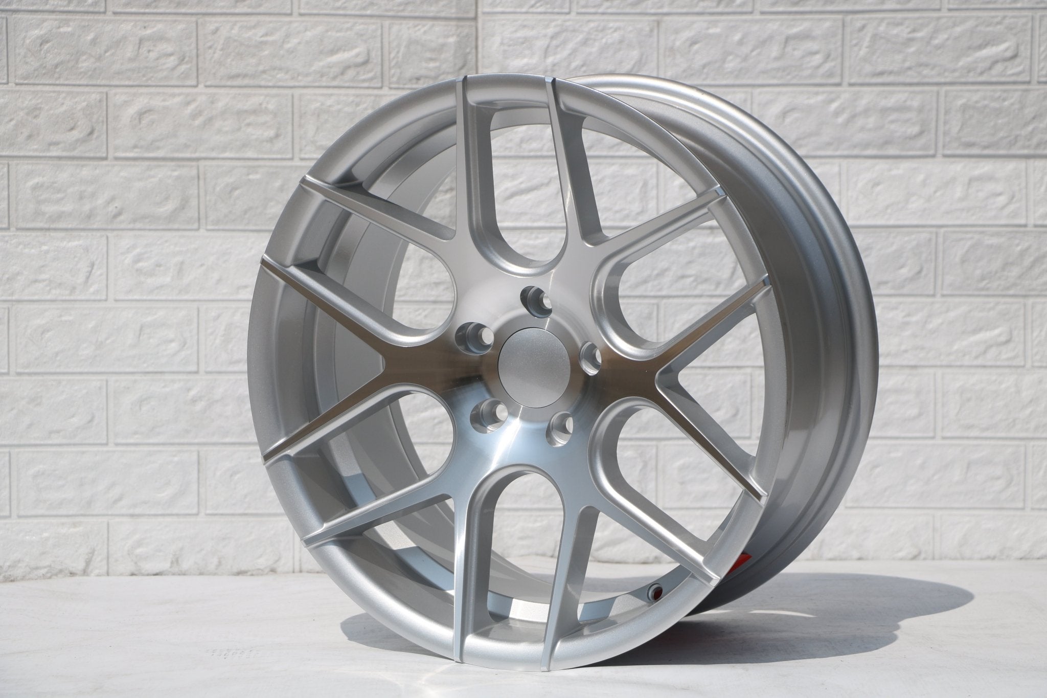 W001 SSA03 Silver Machined Face 18*8.0 ET35 5x114.3 CB73.1 MB - 2182 - Logo - Gun Hill Tire House (WTW - WHOLESALE TIRES & WHEELS)