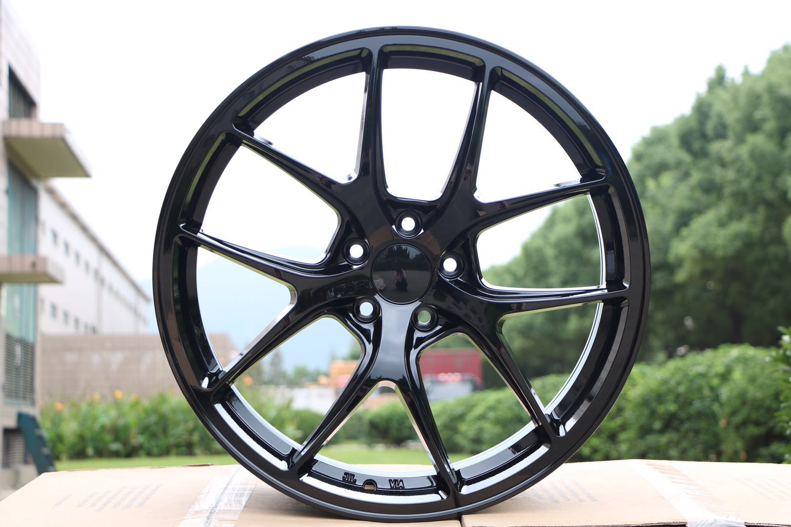 W005 1139 Gloss Black 20x8.5 ET35 5x120 CB72.56 - Gun Hill Tire House (WTW - WHOLESALE TIRES & WHEELS)
