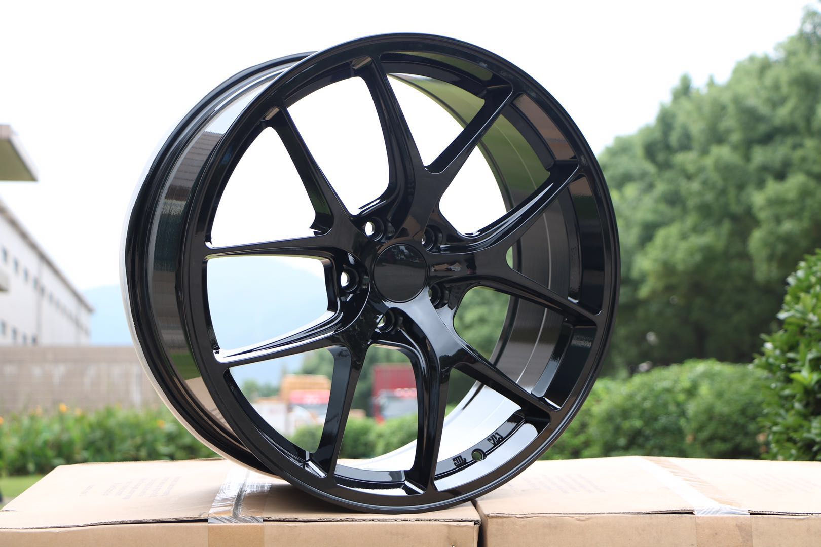 W005 1139 Gloss Black 20x8.5 ET35 5x120 CB72.56 - Gun Hill Tire House (WTW - WHOLESALE TIRES & WHEELS)