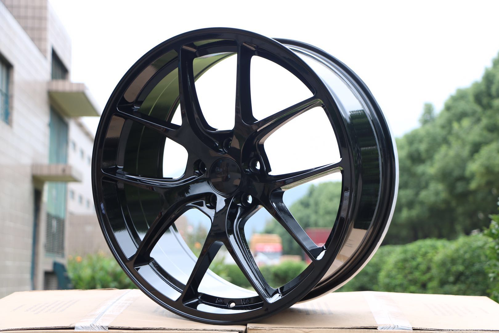 W005 1139 Gloss Black 20x8.5 ET35 5x120 CB72.56 - Gun Hill Tire House (WTW - WHOLESALE TIRES & WHEELS)