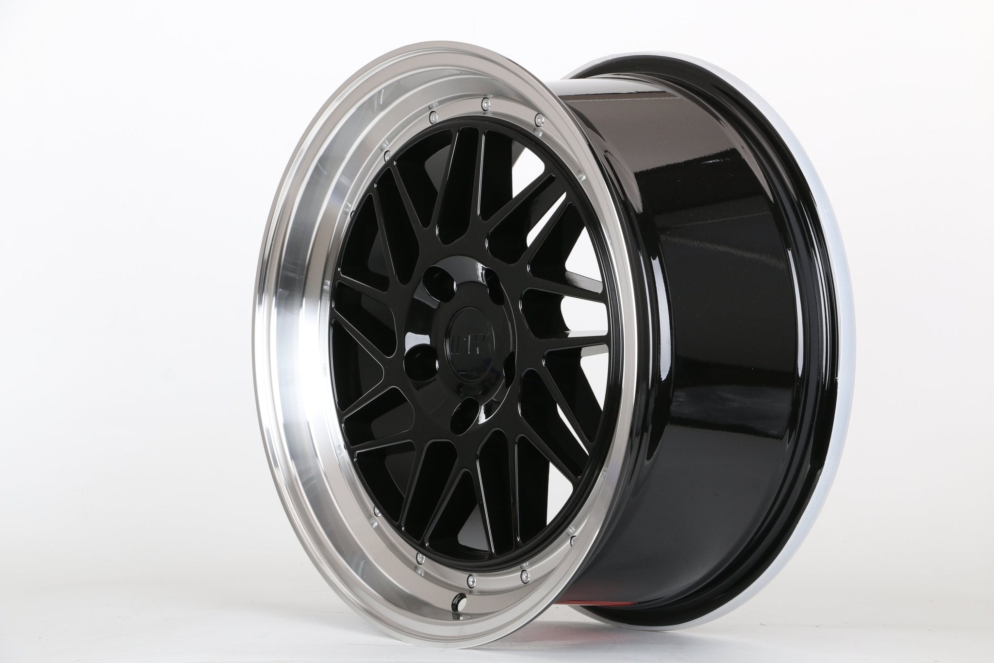 W010 1701 Black Machined Lip 17x8.0 ET35 5x114.3 CB73.1 C030IPW - B - Gun Hill Tire House (WTW - WHOLESALE TIRES & WHEELS)