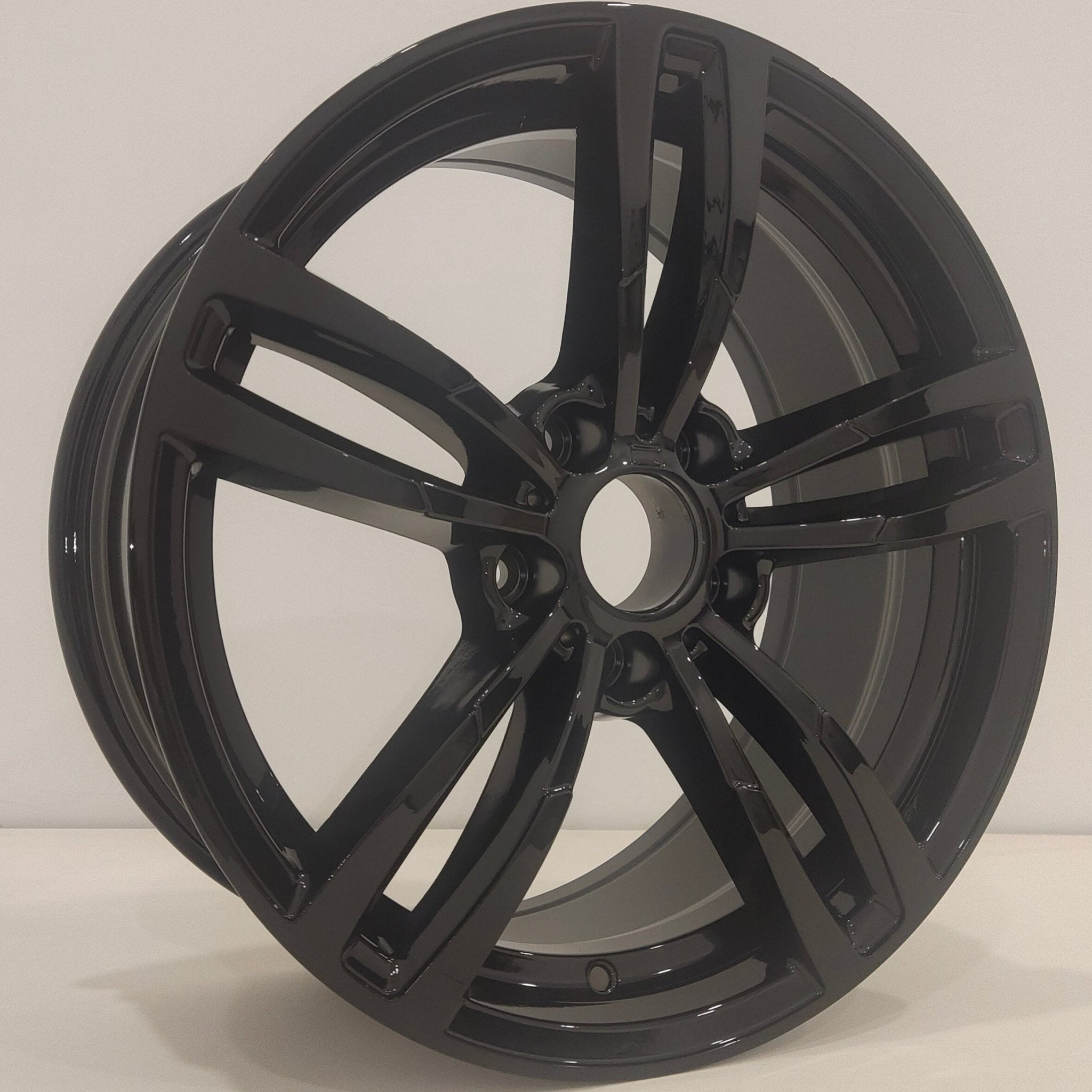 W1121 Gloss Black 19x9.5 ET35 5x120 CB72.56 - Gun Hill Tire House (WTW - WHOLESALE TIRES & WHEELS)