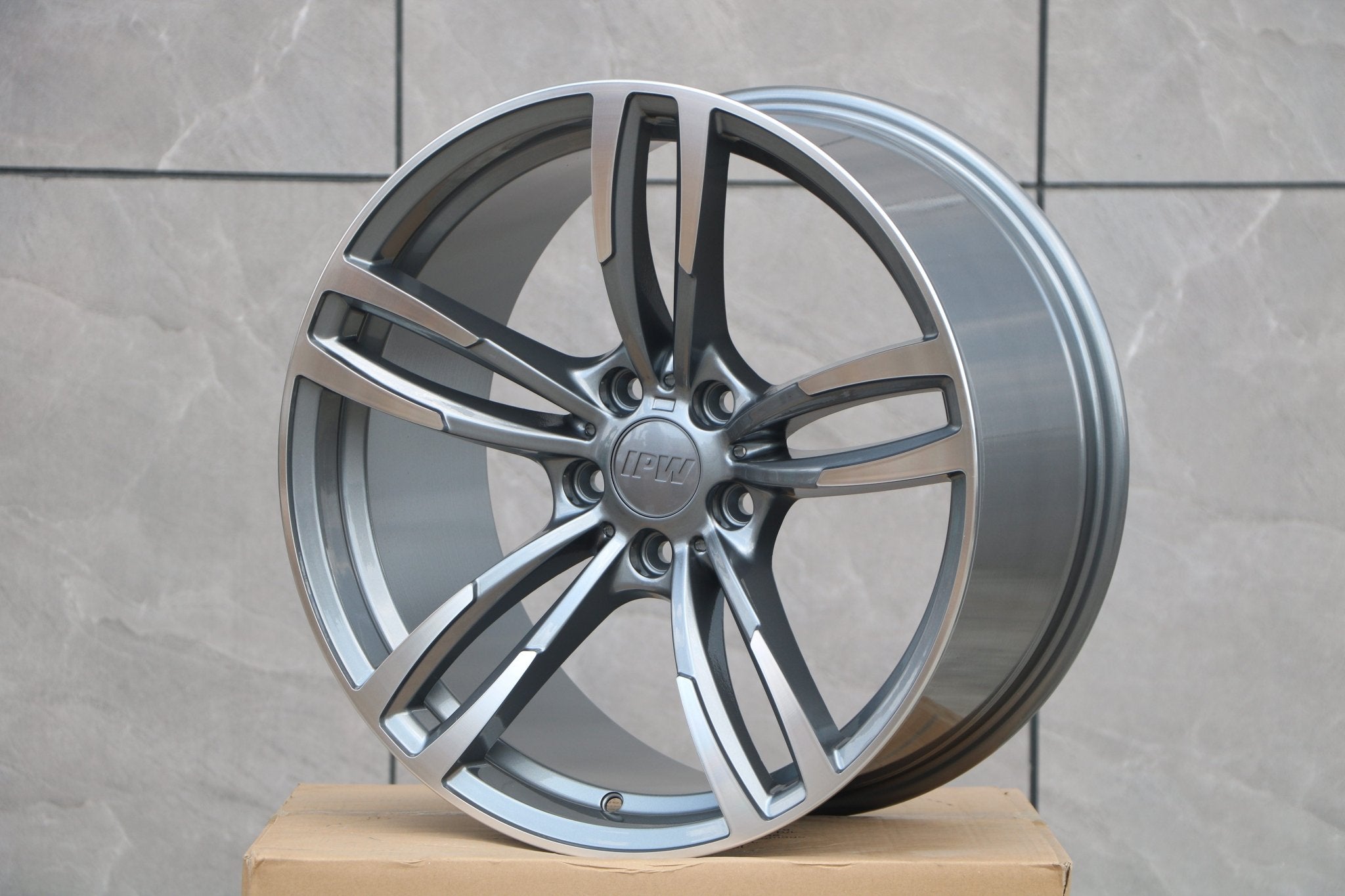 W1121 Gunmetal Machined Face 19x9.5 ET35 5x120 CB72.56 - Gun Hill Tire House (WTW - WHOLESALE TIRES & WHEELS)