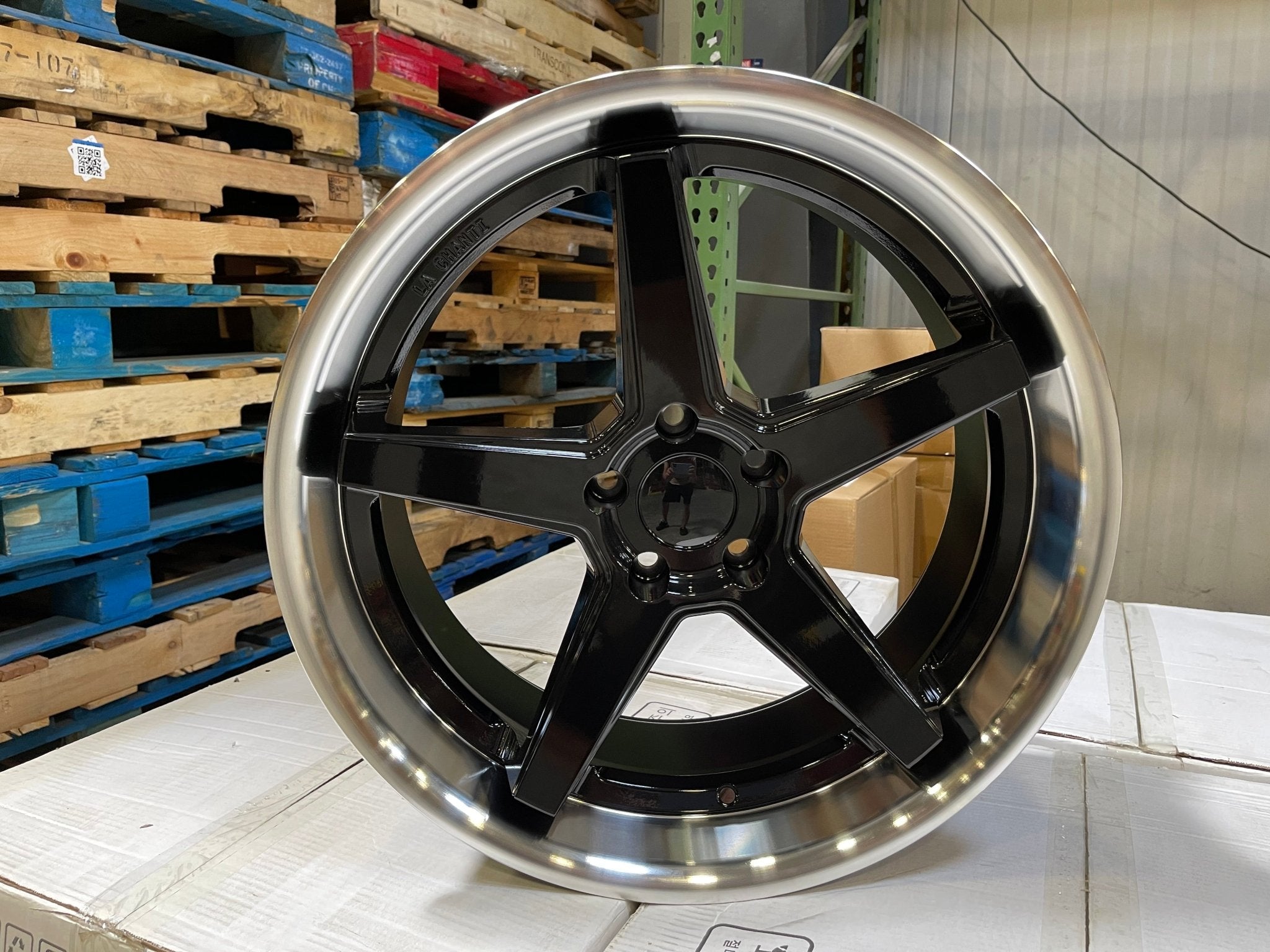 W1501 D1680 Black Machined Lip 20x9.0 ET35 5x112/114.3 CB73.1 - Gun Hill Tire House (WTW - WHOLESALE TIRES & WHEELS)