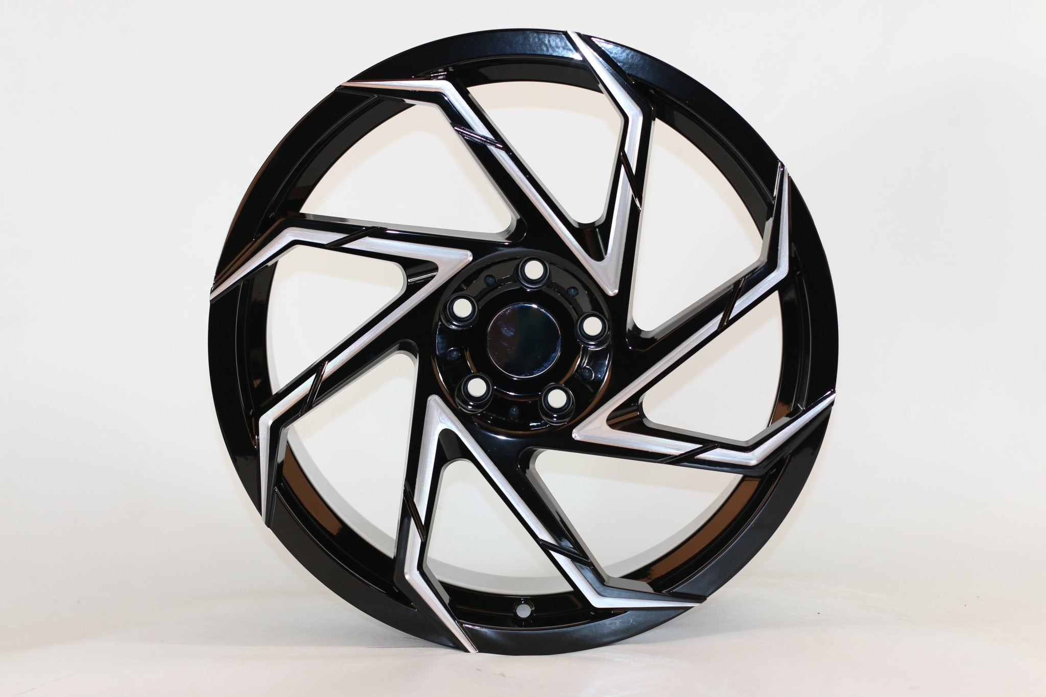 W152 iVF - 28 Bronze Machined Lip 17x7.5 ET40 5x100 CB73.1 - Gun Hill Tire House (WTW - WHOLESALE TIRES & WHEELS)