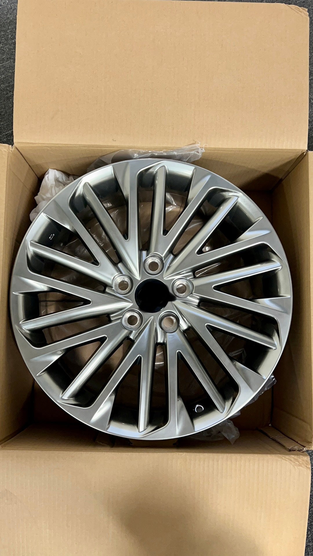 W203 H998 Hyper Black 20x8 ET30 5x114.3 CB60.1 - Gun Hill Tire House (WTW - WHOLESALE TIRES & WHEELS)