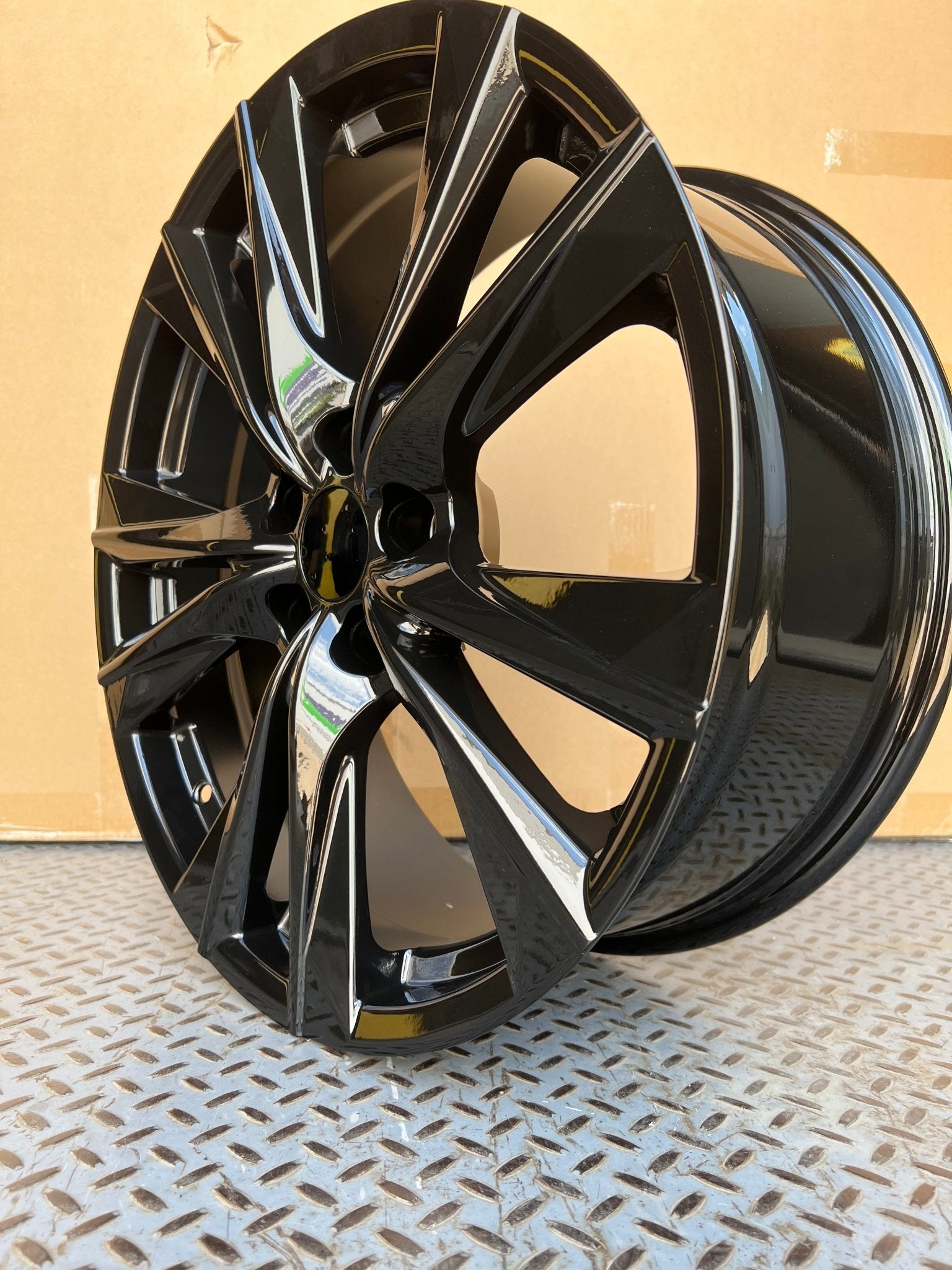 W206 IVF - 3202 Gloss Black 20x8 ET30 5x114.3 CB60.1 - Gun Hill Tire House (WTW - WHOLESALE TIRES & WHEELS)
