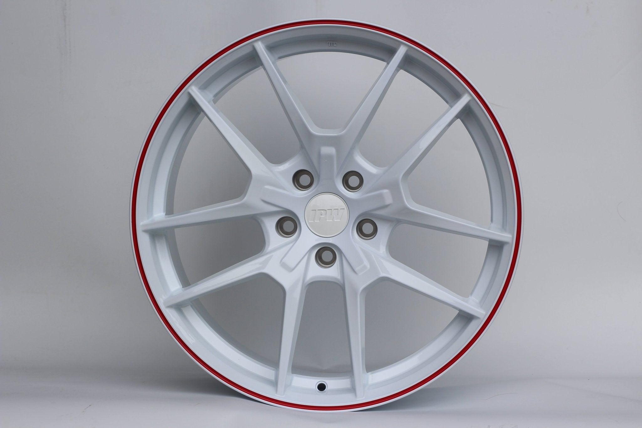 W301 Flow Forged XY31 White Red Lip 19x8.5 ET35 5x114.3 CB73.1 - Gun Hill Tire House (WTW - WHOLESALE TIRES & WHEELS)