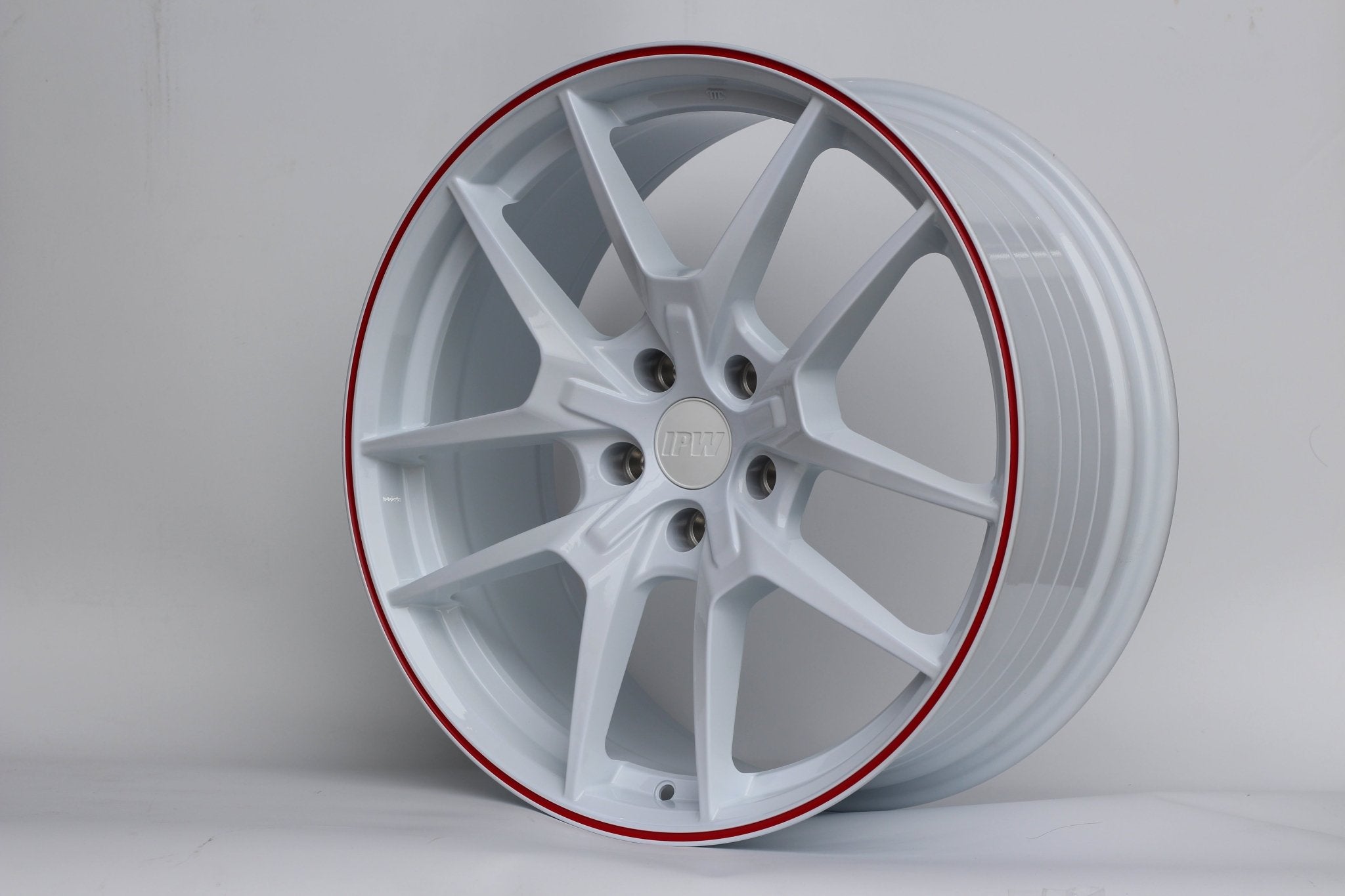 W301 Flow Forged XY31 White Red Lip 19x8.5 ET35 5x114.3 CB73.1 - Gun Hill Tire House (WTW - WHOLESALE TIRES & WHEELS)