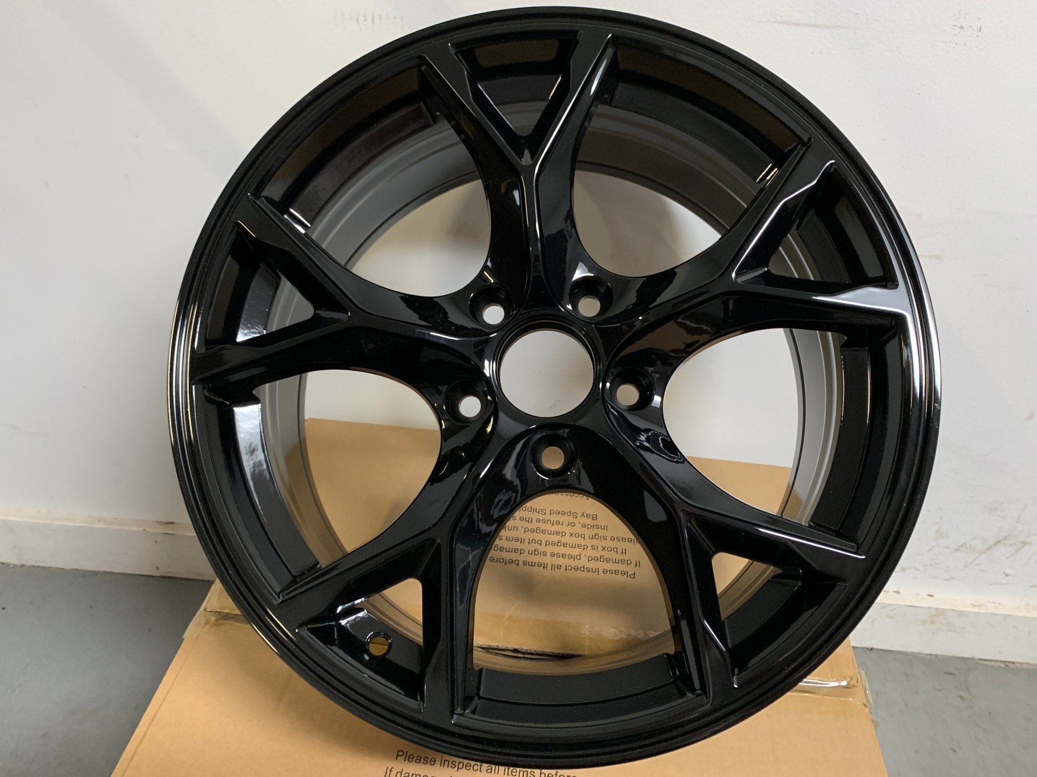 W313 Gloss Black 17x7.5 Et42 5x114.3 CB64.1 - Gun Hill Tire House (WTW - WHOLESALE TIRES & WHEELS)
