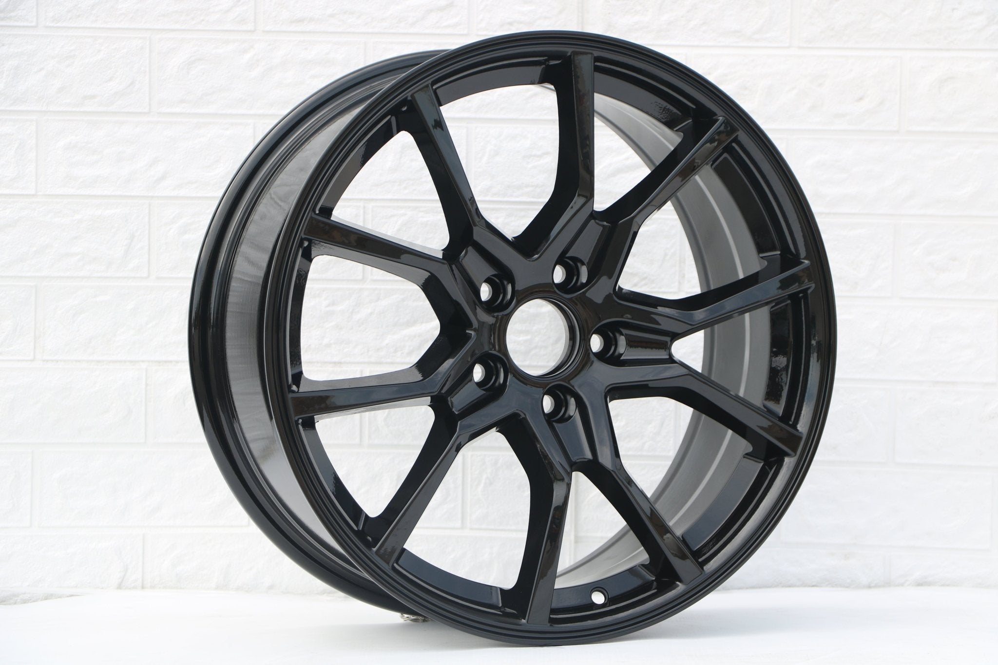 W314 1418 Gloss Black 18x8.0 ET41 5x114.3 CB73.1 C1314 - B - Gun Hill Tire House (WTW - WHOLESALE TIRES & WHEELS)