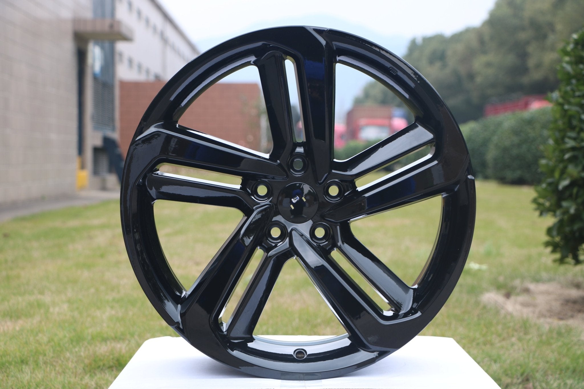 W315 Gloss Black 22*8.5 ET45 5x114.3 CB64.1 45lb box (40lbs) 765kg - Gun Hill Tire House (WTW - WHOLESALE TIRES & WHEELS)