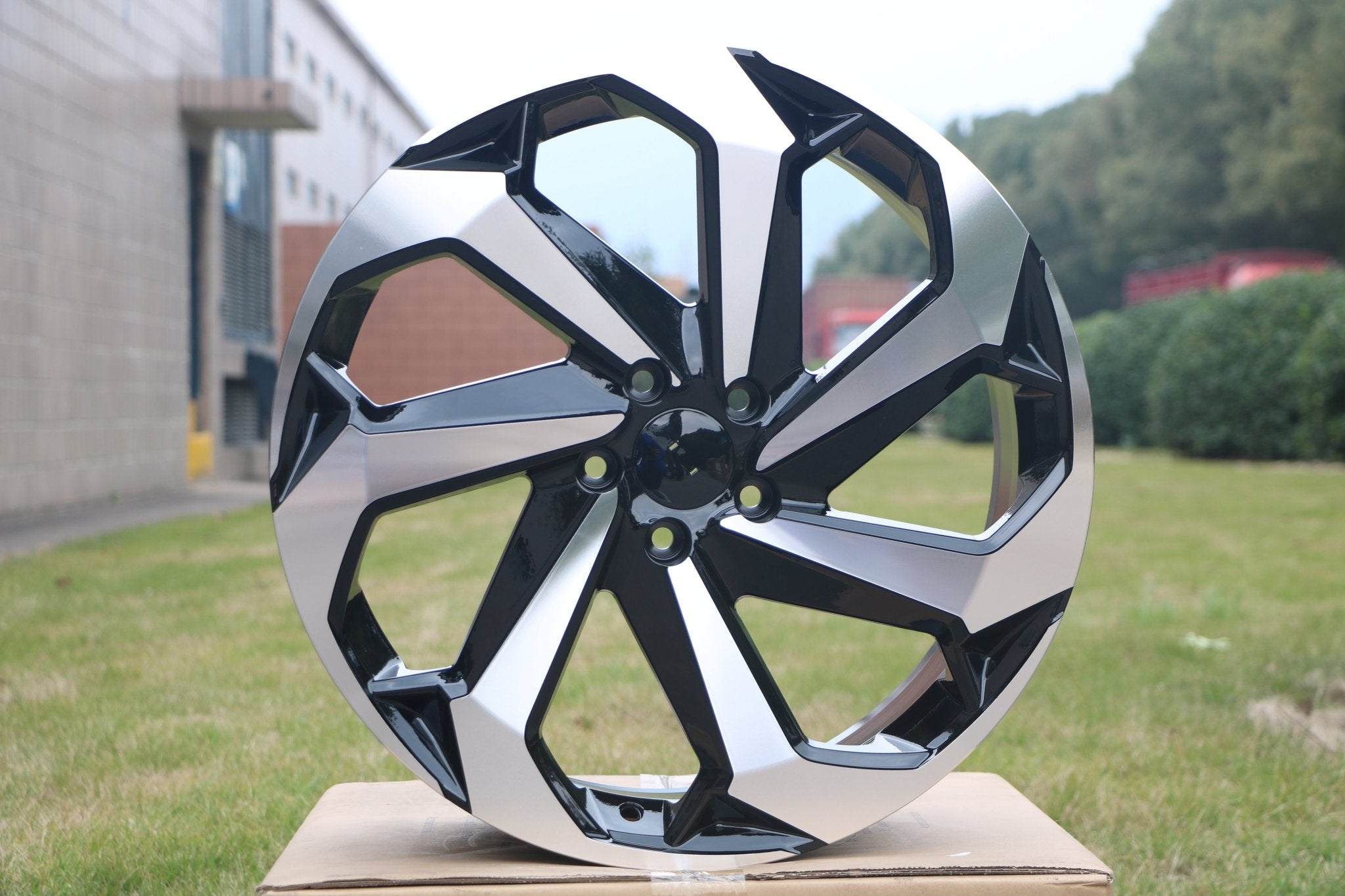 W316 Black Machined Face 22x8.0 ET40 5x100 CB73.1 - Gun Hill Tire House (WTW - WHOLESALE TIRES & WHEELS)