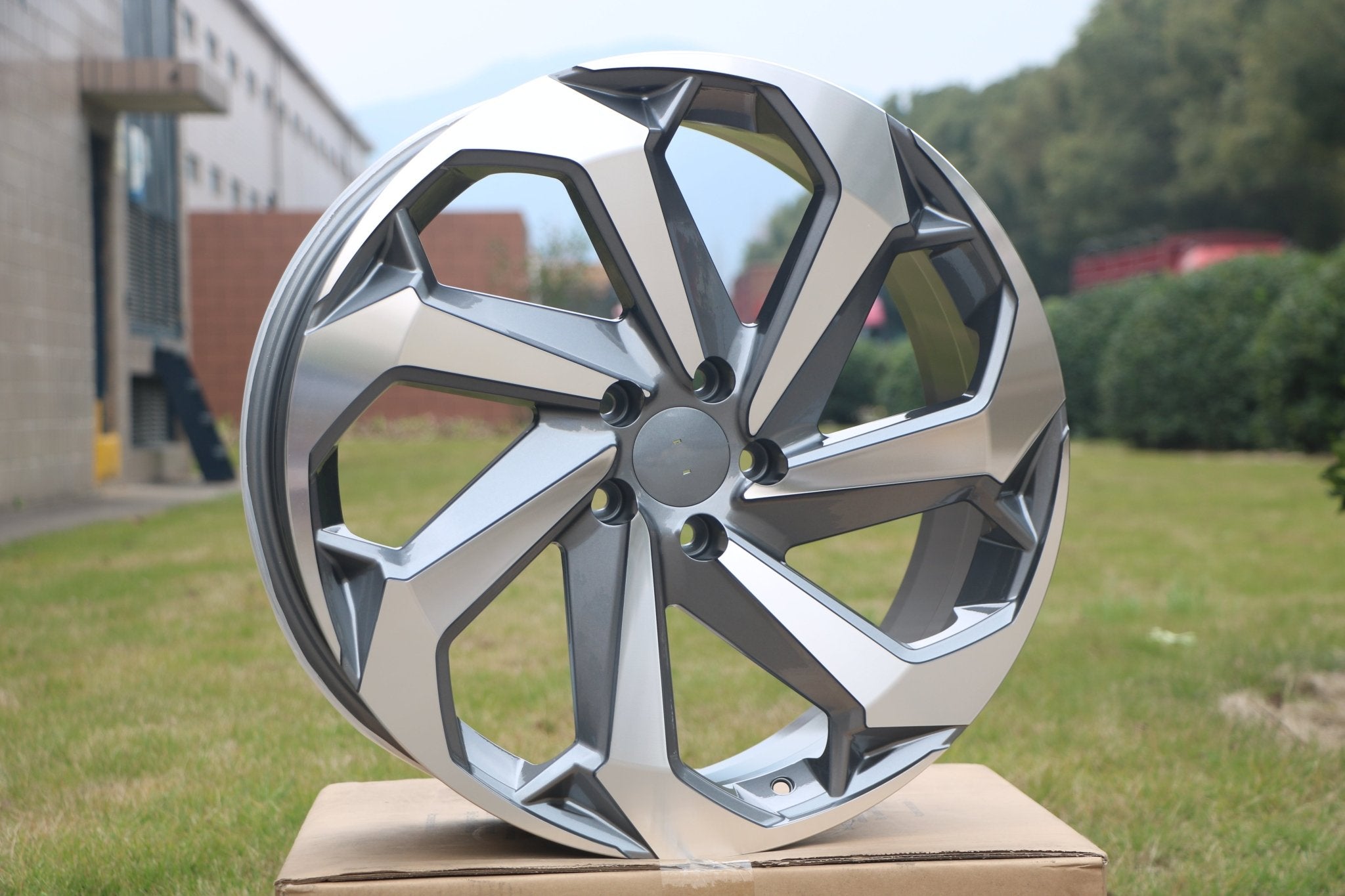 W316 Gunmetal Machined Face 22x8.0 ET40 5x100 CB73.1 - Gun Hill Tire House (WTW - WHOLESALE TIRES & WHEELS)