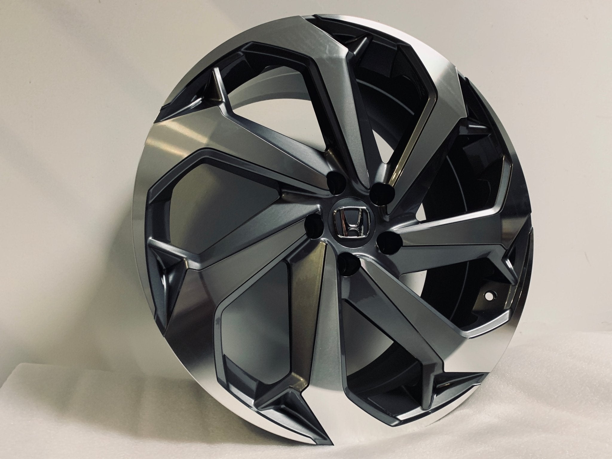W316 Gunmetal Machined Face 22x8.0 ET40 5x120 CB73.1 - Gun Hill Tire House (WTW - WHOLESALE TIRES & WHEELS)