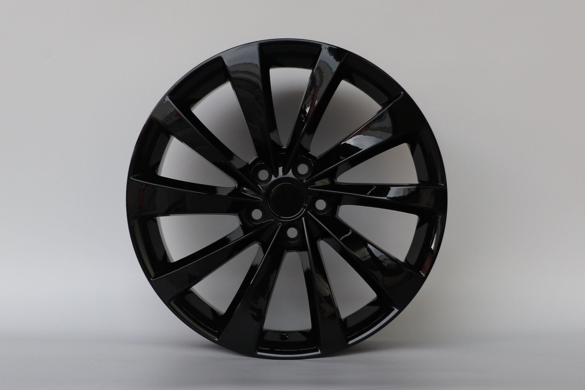 W451 1396 Gloss Black 19x8.0 Et35 5x114.3 CB73.1 - Gun Hill Tire House (WTW - WHOLESALE TIRES & WHEELS)