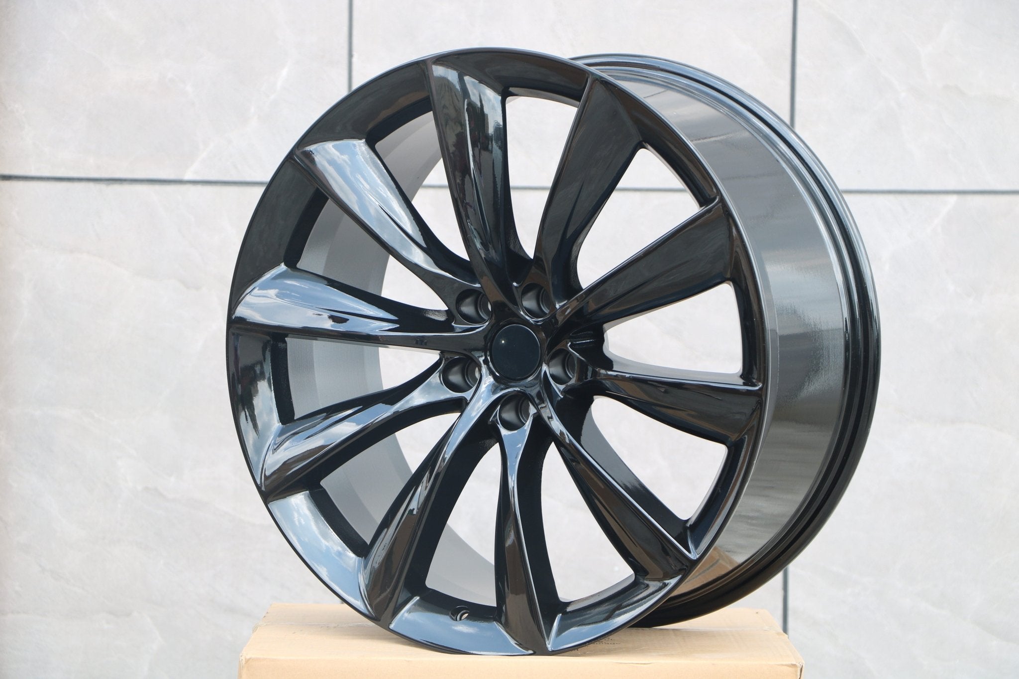 W452 1469 Gloss Black 22x9.0 ET35 5x114.3 CB 73.1 C1385 - B - Gun Hill Tire House (WTW - WHOLESALE TIRES & WHEELS)