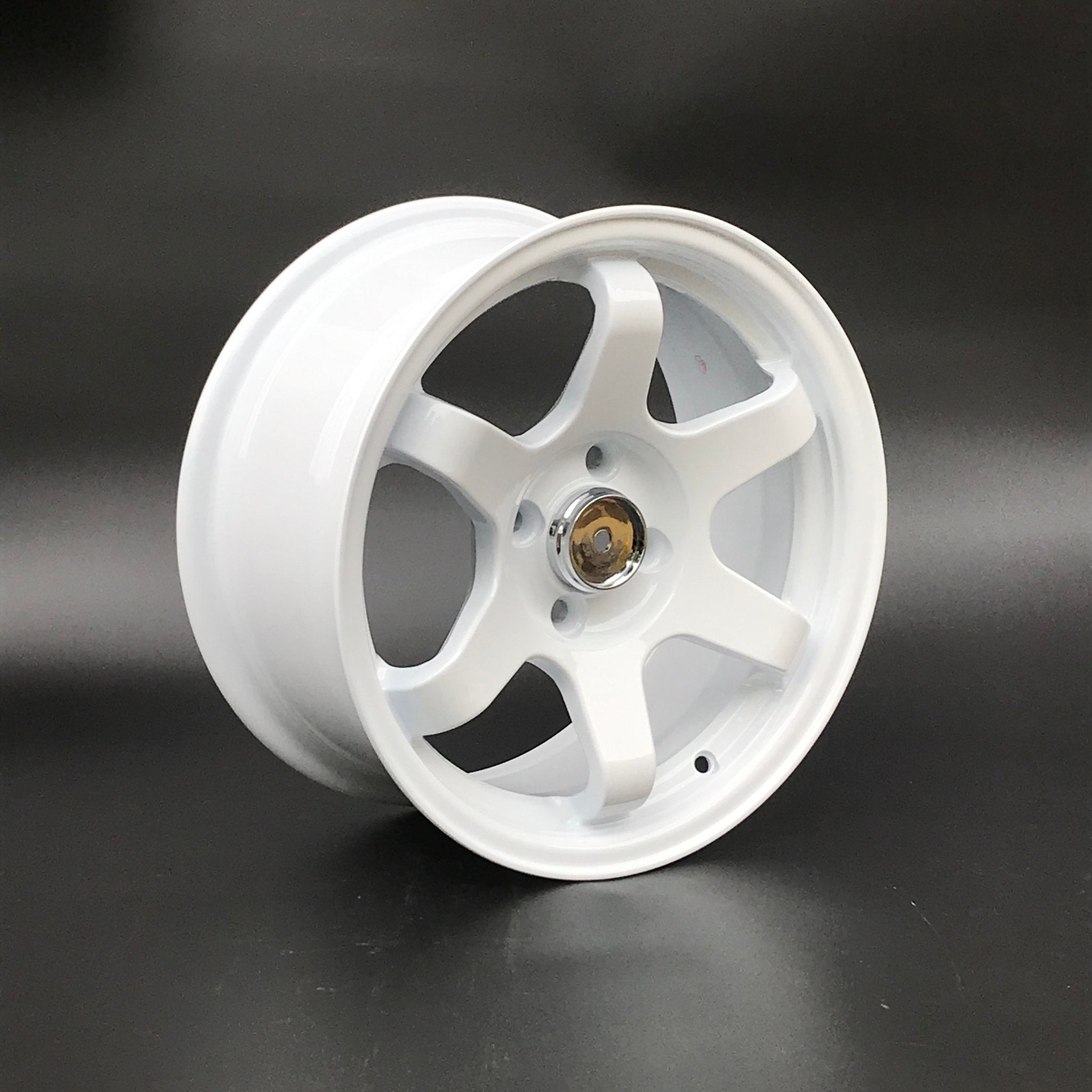 W500 White 18x9.0 Et 30 5x114.3 CB73.1 - Gun Hill Tire House (WTW - WHOLESALE TIRES & WHEELS)