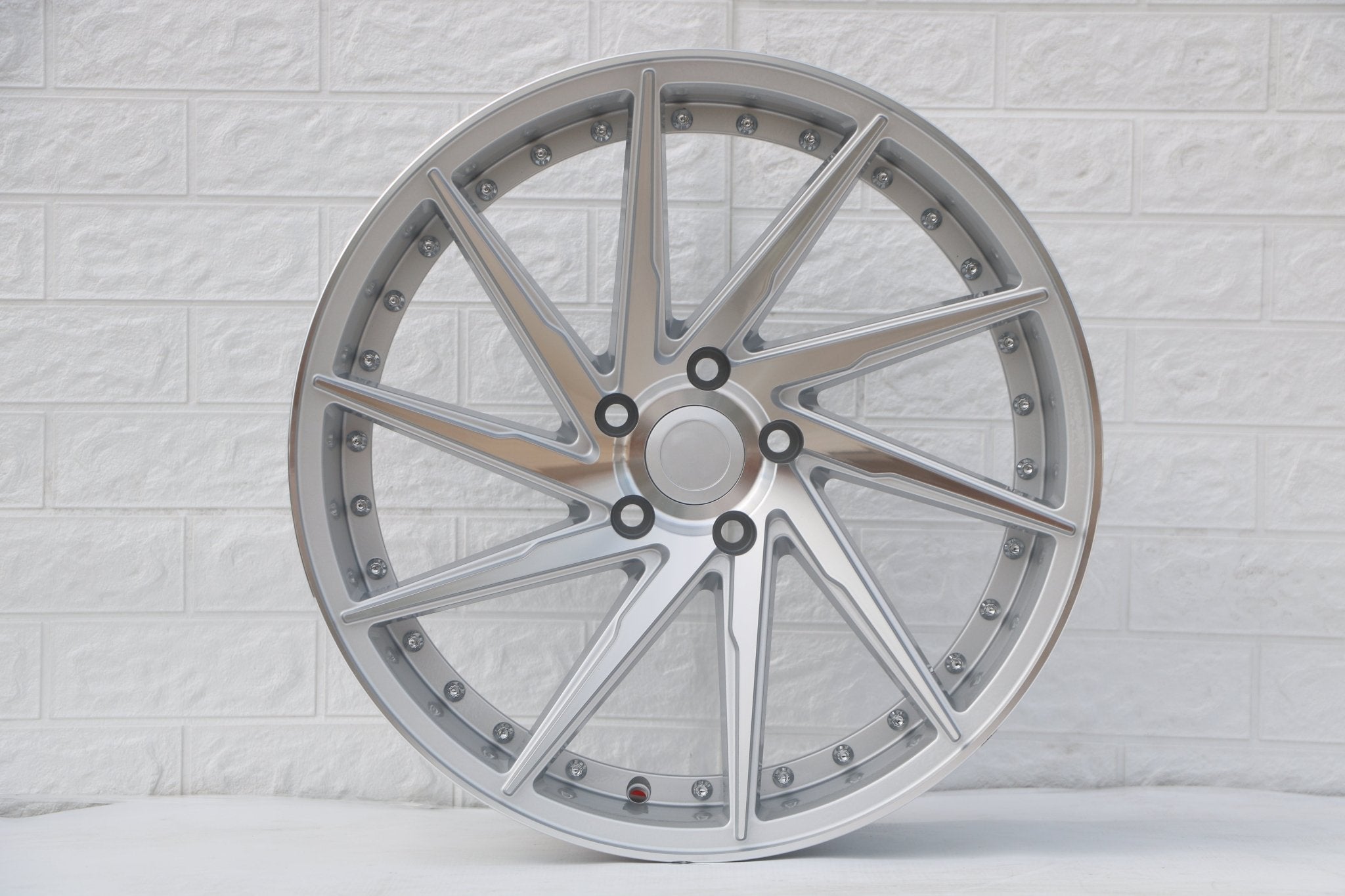 W511 Silver Machined Face 19x9.5 ET35 5x114.3 CB73.1 - Gun Hill Tire House (WTW - WHOLESALE TIRES & WHEELS)