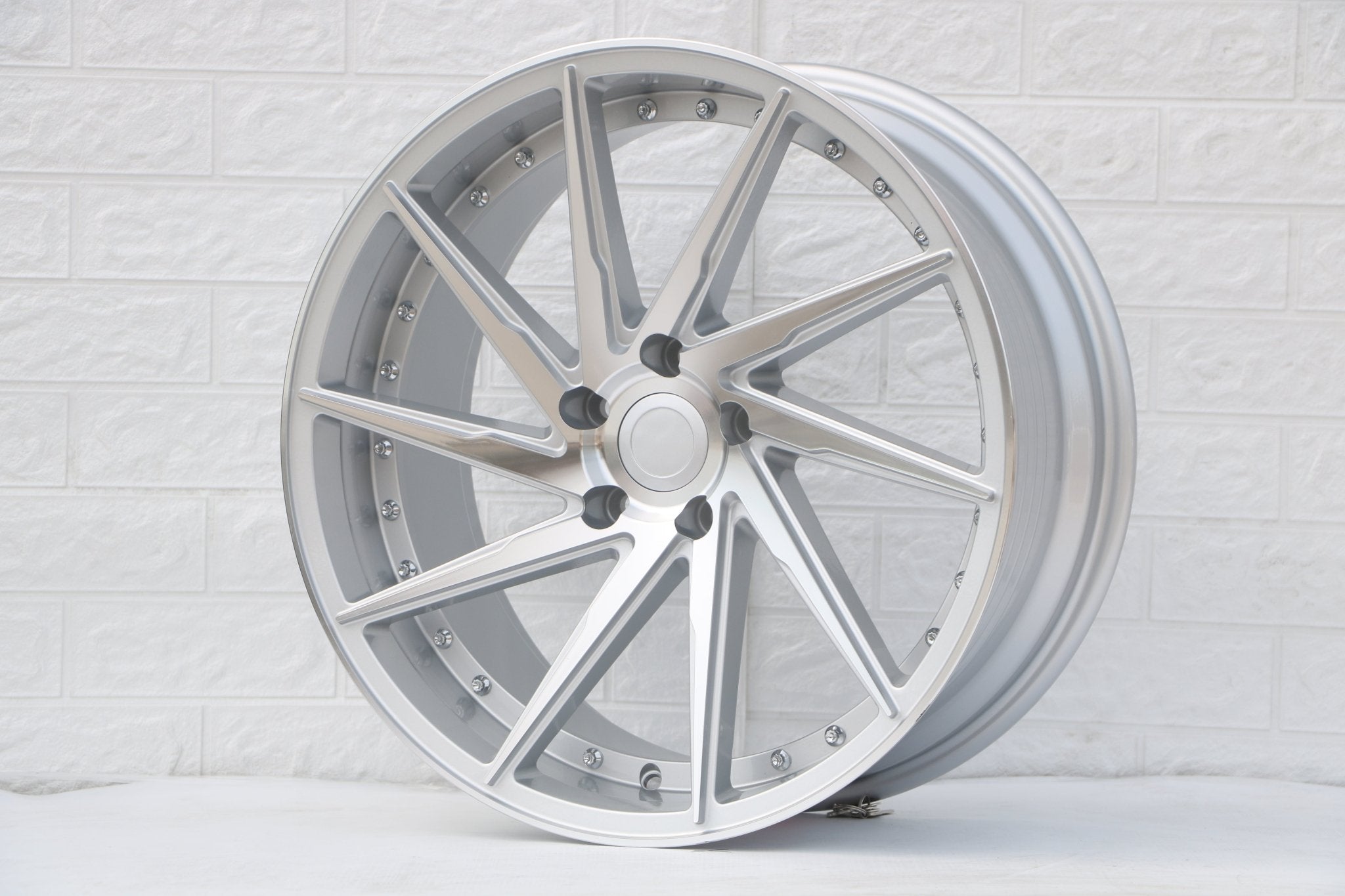 W511 Silver Machined Face 19x9.5 ET35 5x114.3 CB73.1 - Gun Hill Tire House (WTW - WHOLESALE TIRES & WHEELS)