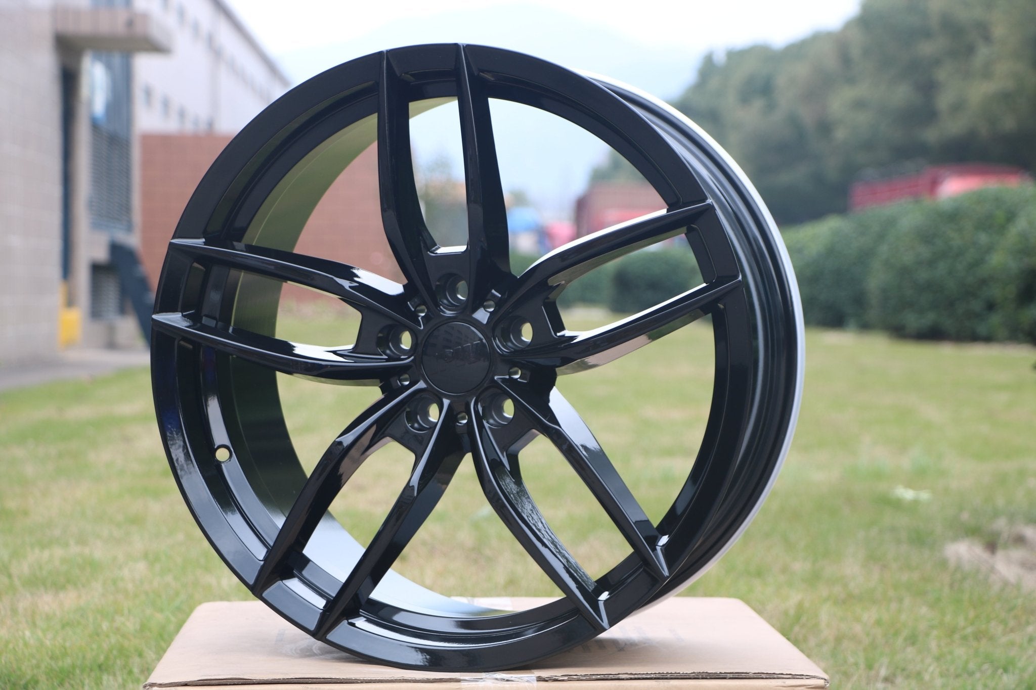 W524 D1407 20x9.5 Gloss Black 20x8.5 Et35 5x114.3 CB73.1 - Gun Hill Tire House (WTW - WHOLESALE TIRES & WHEELS)