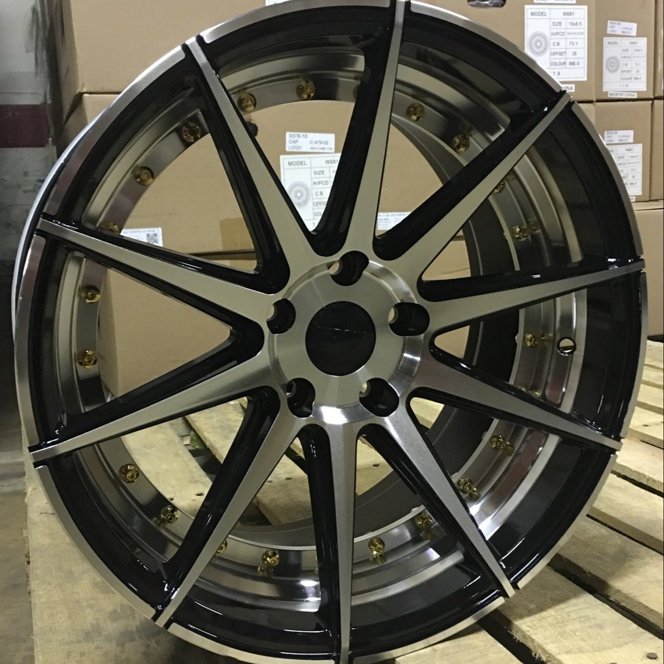 W528 1045 Black Machined Face inner graved with gold rivet 18x9.0 ET 35 CB73.1 5x114.3 - Gun Hill Tire House (WTW - WHOLESALE TIRES & WHEELS)