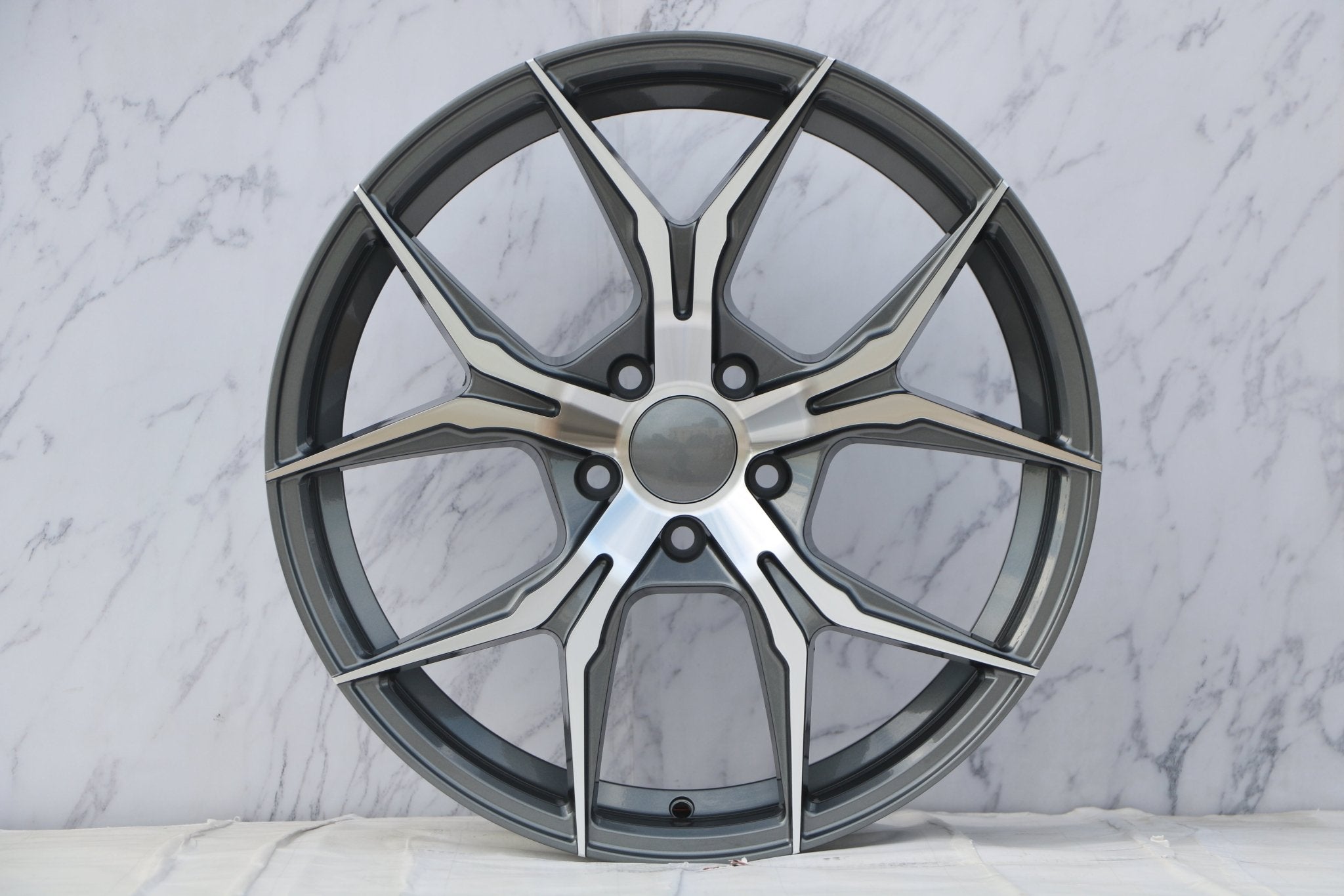 W531 1466 Gunmetal Machined Face 19x9.5 Et35 5x112/114.3 CB73.1 - Gun Hill Tire House (WTW - WHOLESALE TIRES & WHEELS)