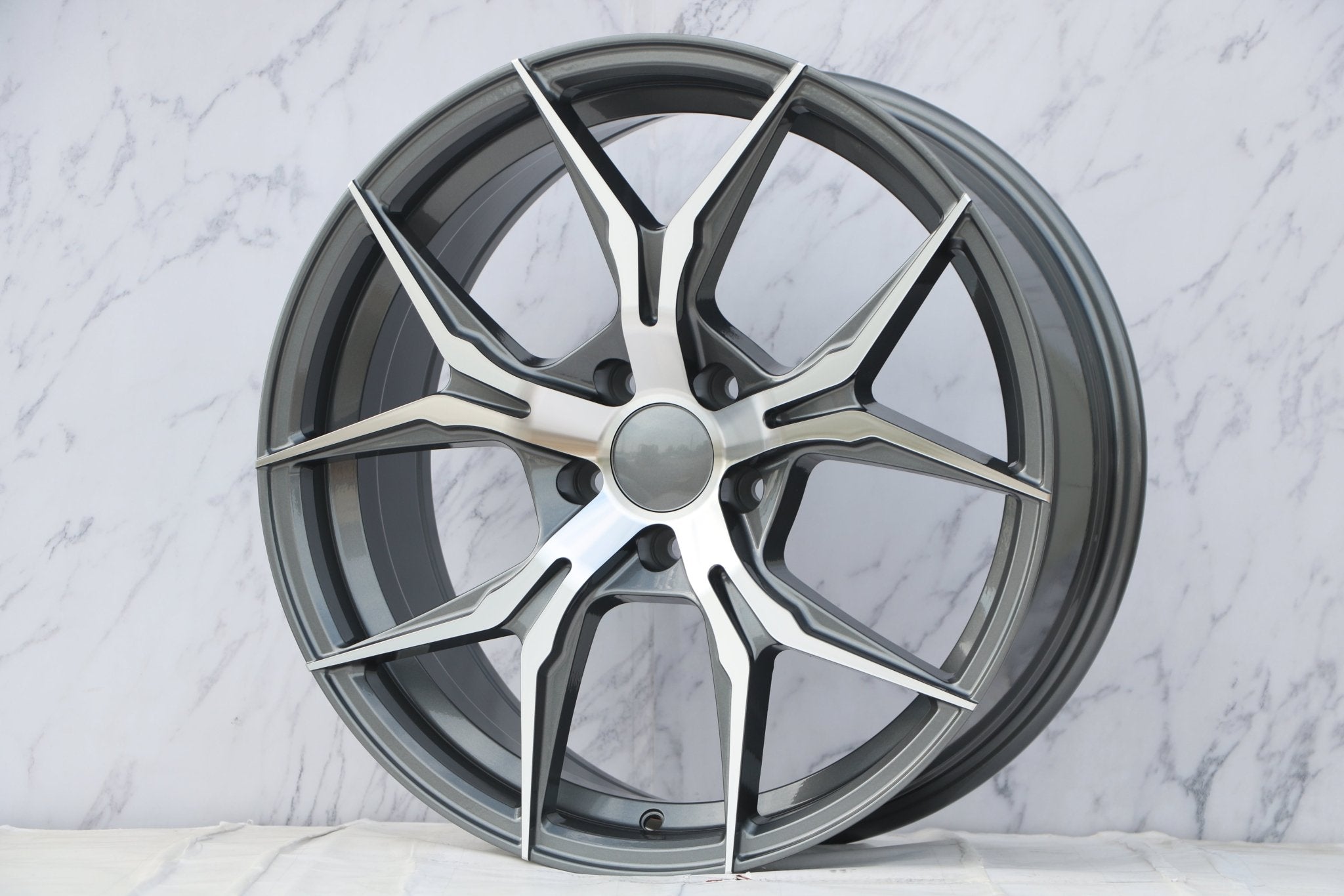 W531 1466 Gunmetal Machined Face 19x9.5 Et35 5x112/114.3 CB73.1 - Gun Hill Tire House (WTW - WHOLESALE TIRES & WHEELS)