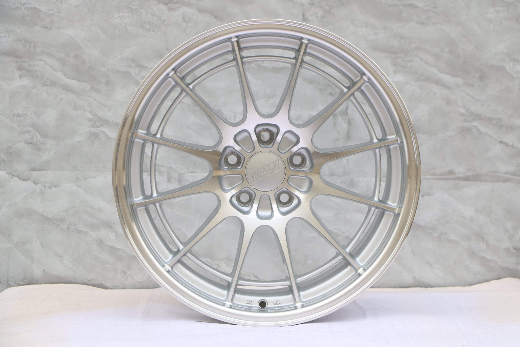 W569 XH064 Silver Machined Face 19x8.5 ET35 5x114.3 CB73.1 - Gun Hill Tire House (WTW - WHOLESALE TIRES & WHEELS)