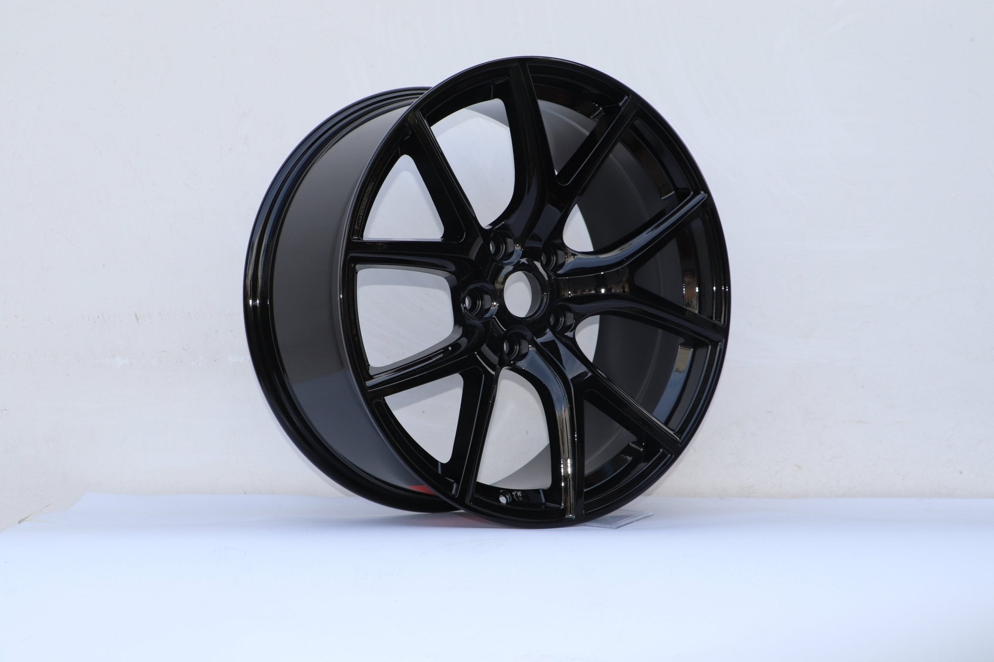 W571 1317 Gloss Black 20x9.5 Et32 CB71.5 - Gun Hill Tire House (WTW - WHOLESALE TIRES & WHEELS)