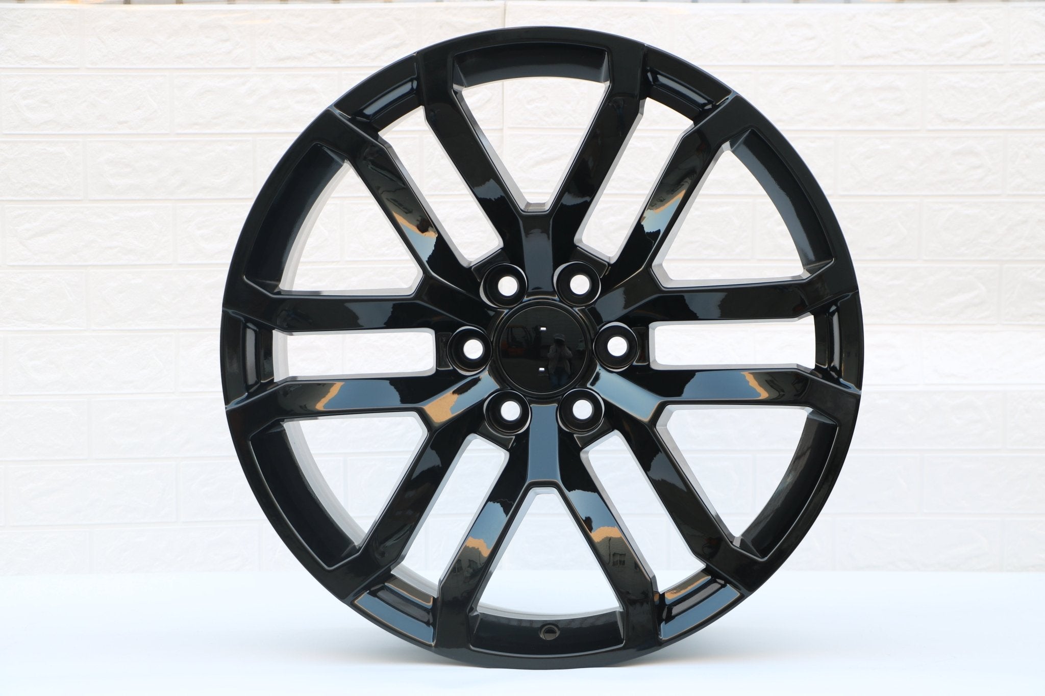 W573 D1444 Gloss Black 20x9.0 ET28 6*139.7 CB78.1 C1291 - 01 - Gun Hill Tire House (WTW - WHOLESALE TIRES & WHEELS)