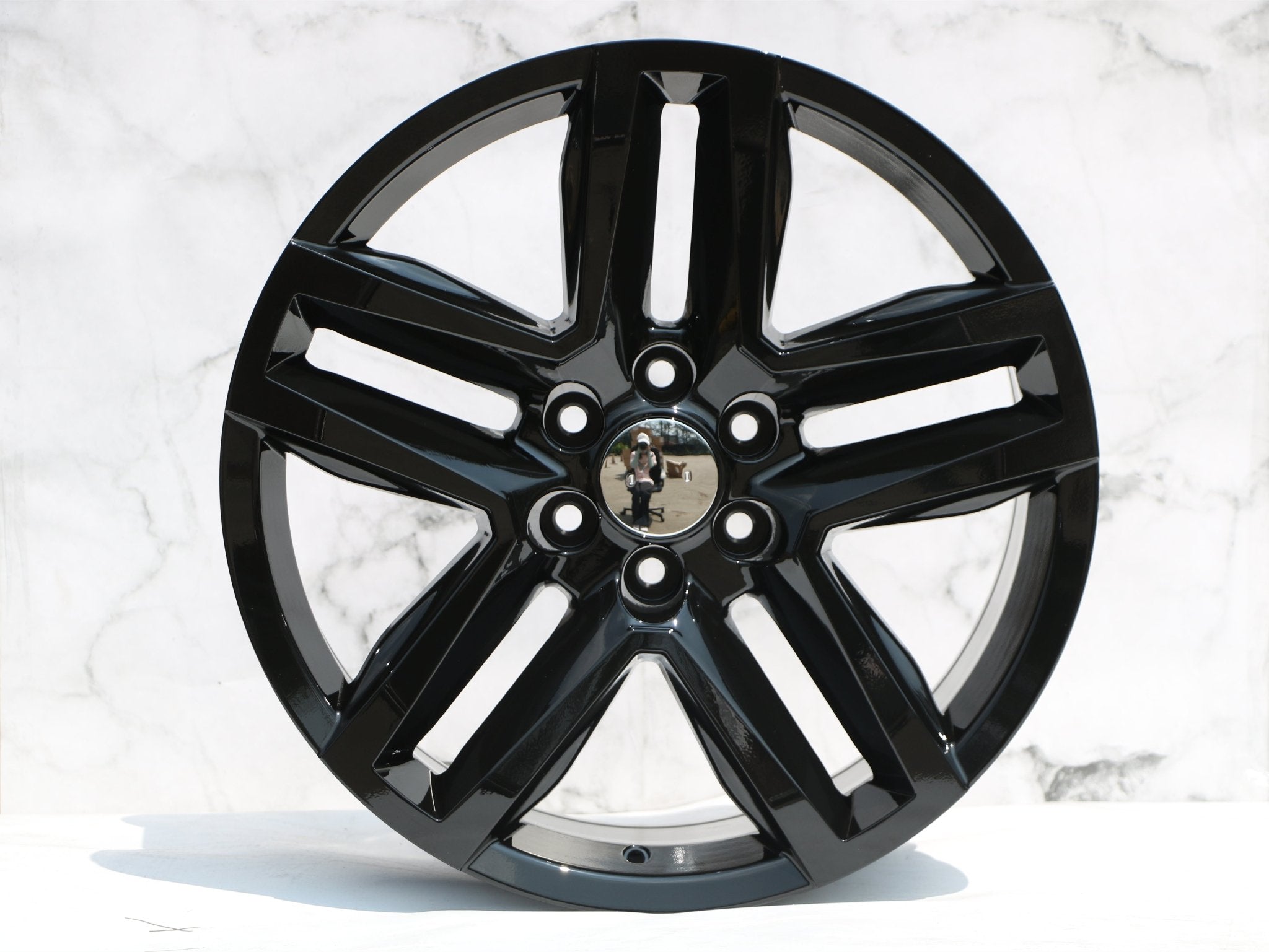 W575 1568 Gloss Black 22*9.0 ET24 CB78.1 6x139.7 CB78.1 C1291 - 01 - Gun Hill Tire House (WTW - WHOLESALE TIRES & WHEELS)