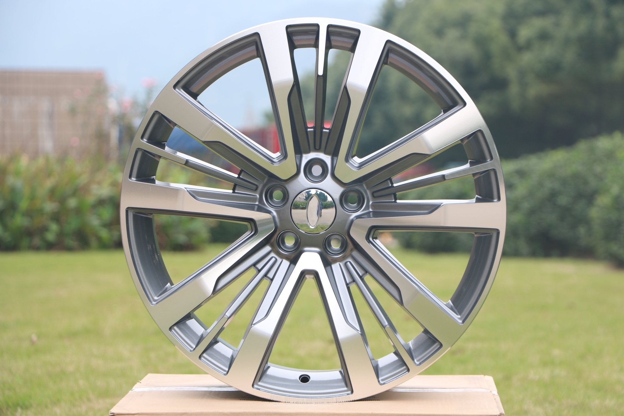 W592 Gunmetal Machined Face 20x8.5 ET44 5x114.3 CB63.4 - Gun Hill Tire House (WTW - WHOLESALE TIRES & WHEELS)