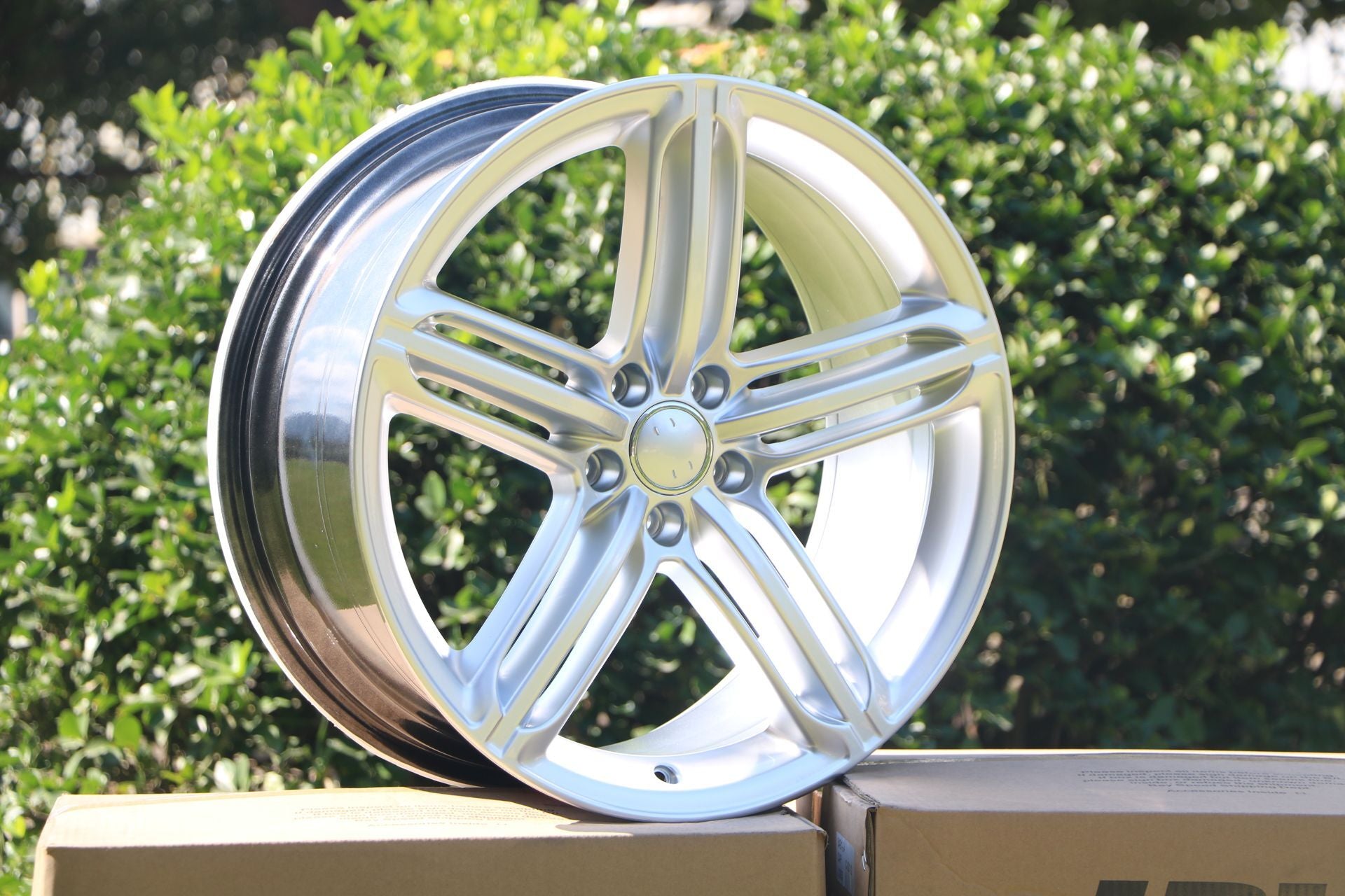 W620 Hyper Silver 20*9.0 ET50 5*130 CB71.5 - Gun Hill Tire House (WTW - WHOLESALE TIRES & WHEELS)