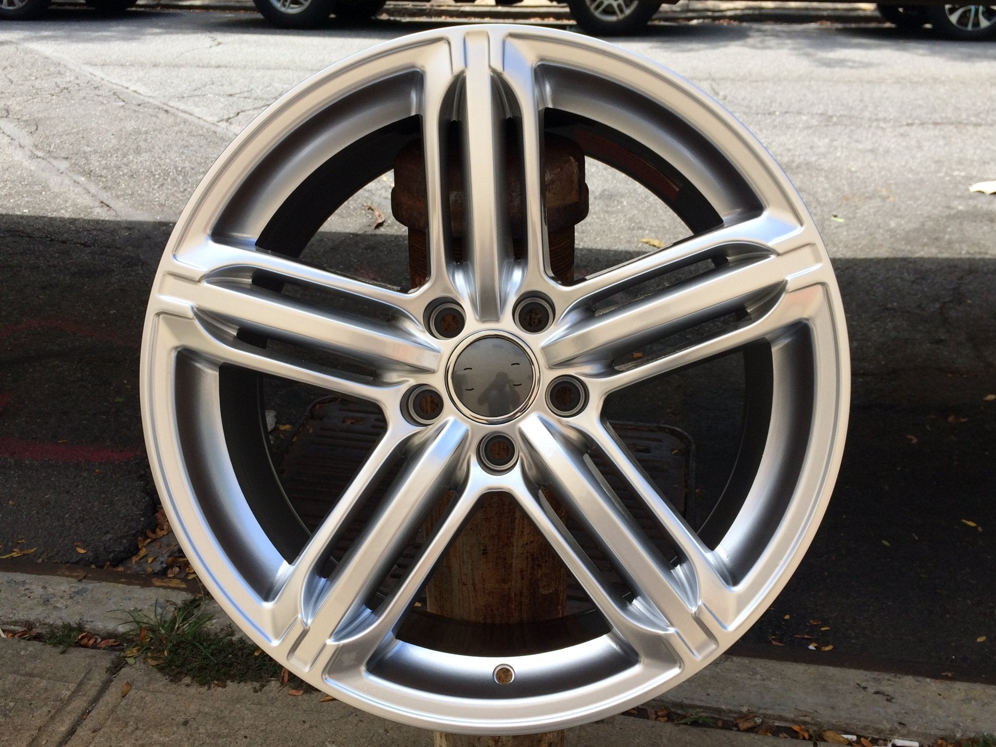 W620 Hyper Silver 20*9.0 ET50 5*130 CB71.5 - Gun Hill Tire House (WTW - WHOLESALE TIRES & WHEELS)