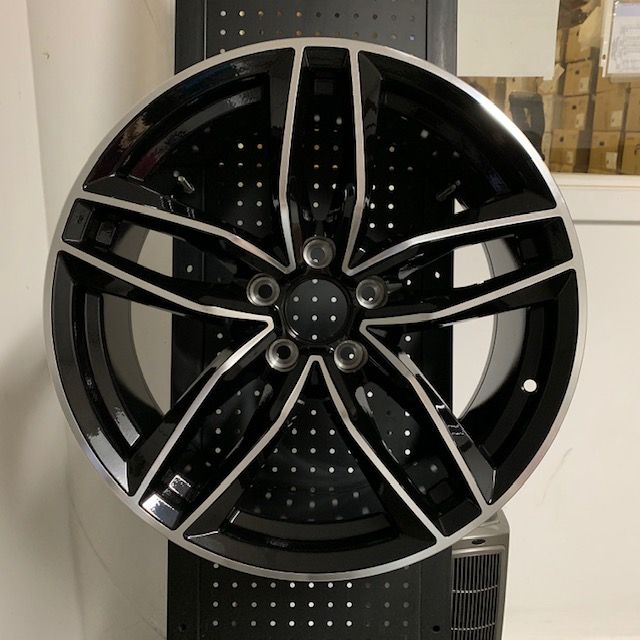 W627 1126 Black Machined Face 18x8.0 5x112 ET35 CB66.6 - Gun Hill Tire House (WTW - WHOLESALE TIRES & WHEELS)