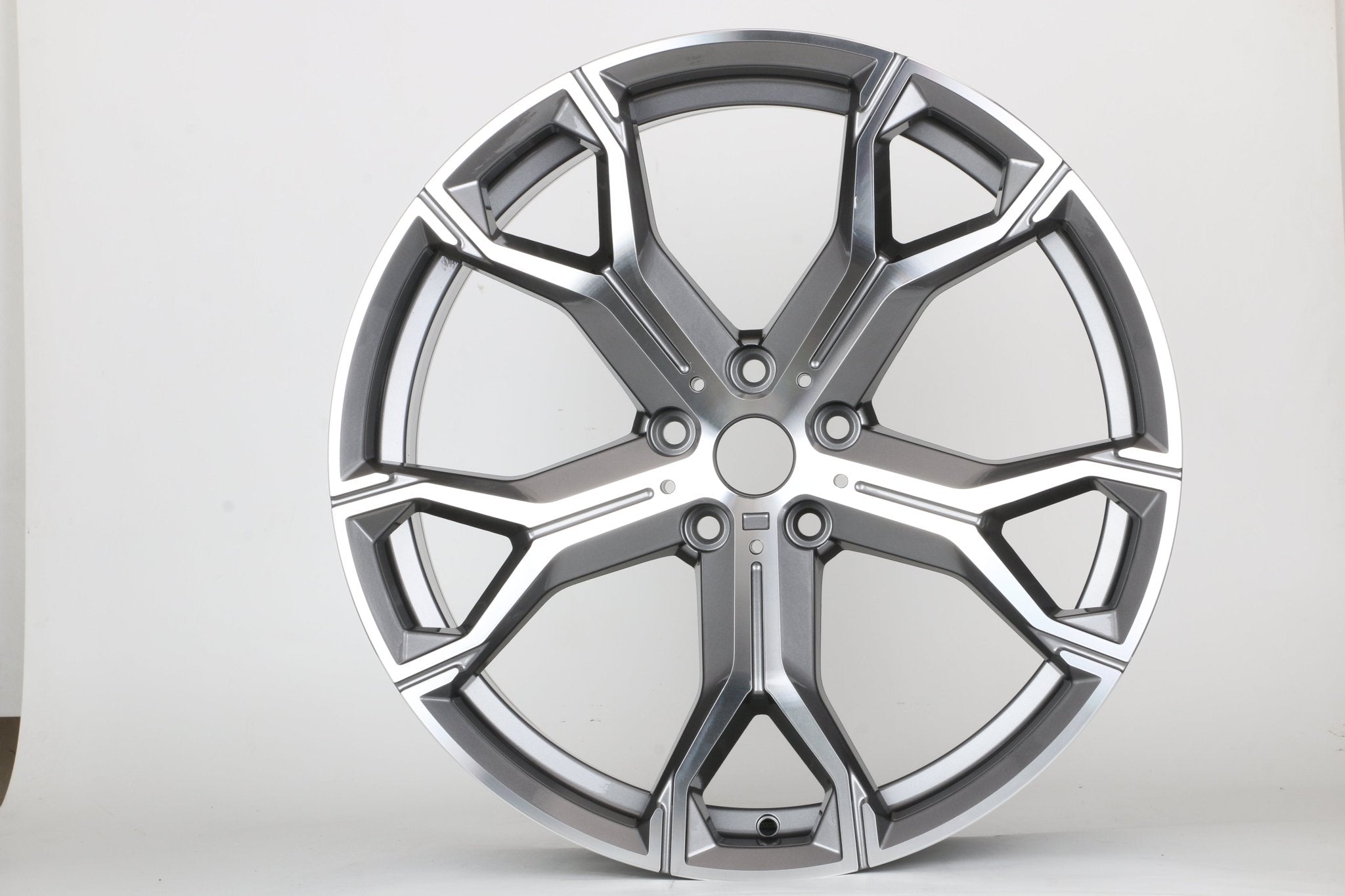 W702 D1538 Gunmetal Machined Face 20x9.0 ET37 5x120 CB74.1 Cap C1172 - Gun Hill Tire House (WTW - WHOLESALE TIRES & WHEELS)