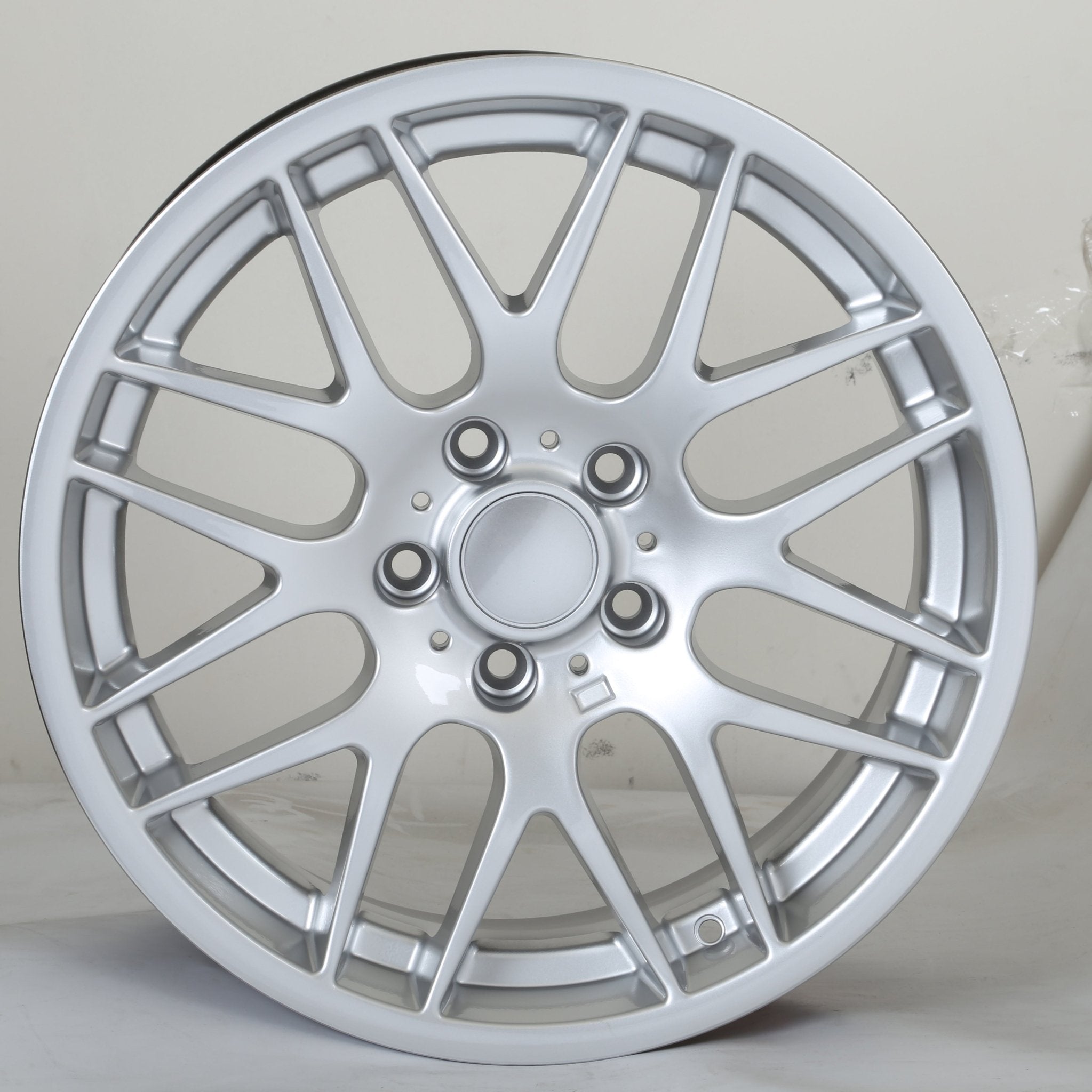 W703 Hyper Silver 19x9.5 ET35 5x120 CB72.56 - Gun Hill Tire House (WTW - WHOLESALE TIRES & WHEELS)