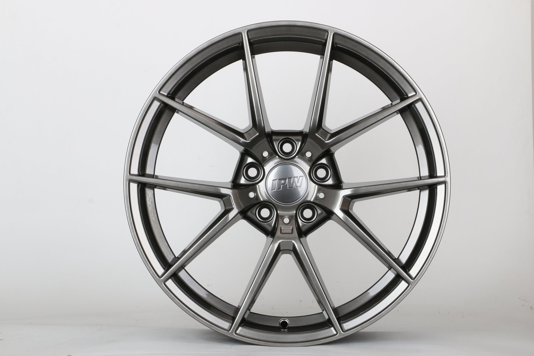 W705 1416 Metilic 19x9.5 ET35 5x120 CB72.6 - Gun Hill Tire House (WTW - WHOLESALE TIRES & WHEELS)