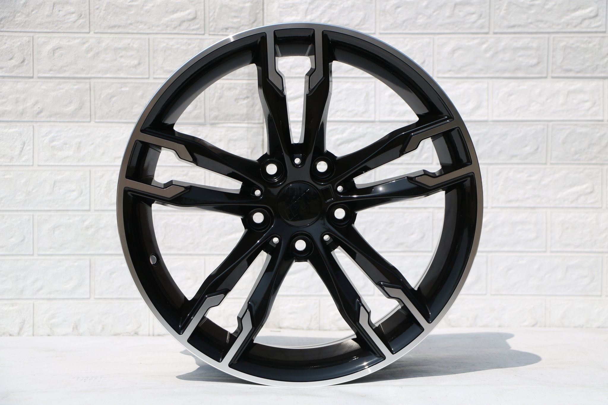 W707 1257 Black Machined Face 19x8.5 ET30 5x120 CB72.56 - Gun Hill Tire House (WTW - WHOLESALE TIRES & WHEELS)