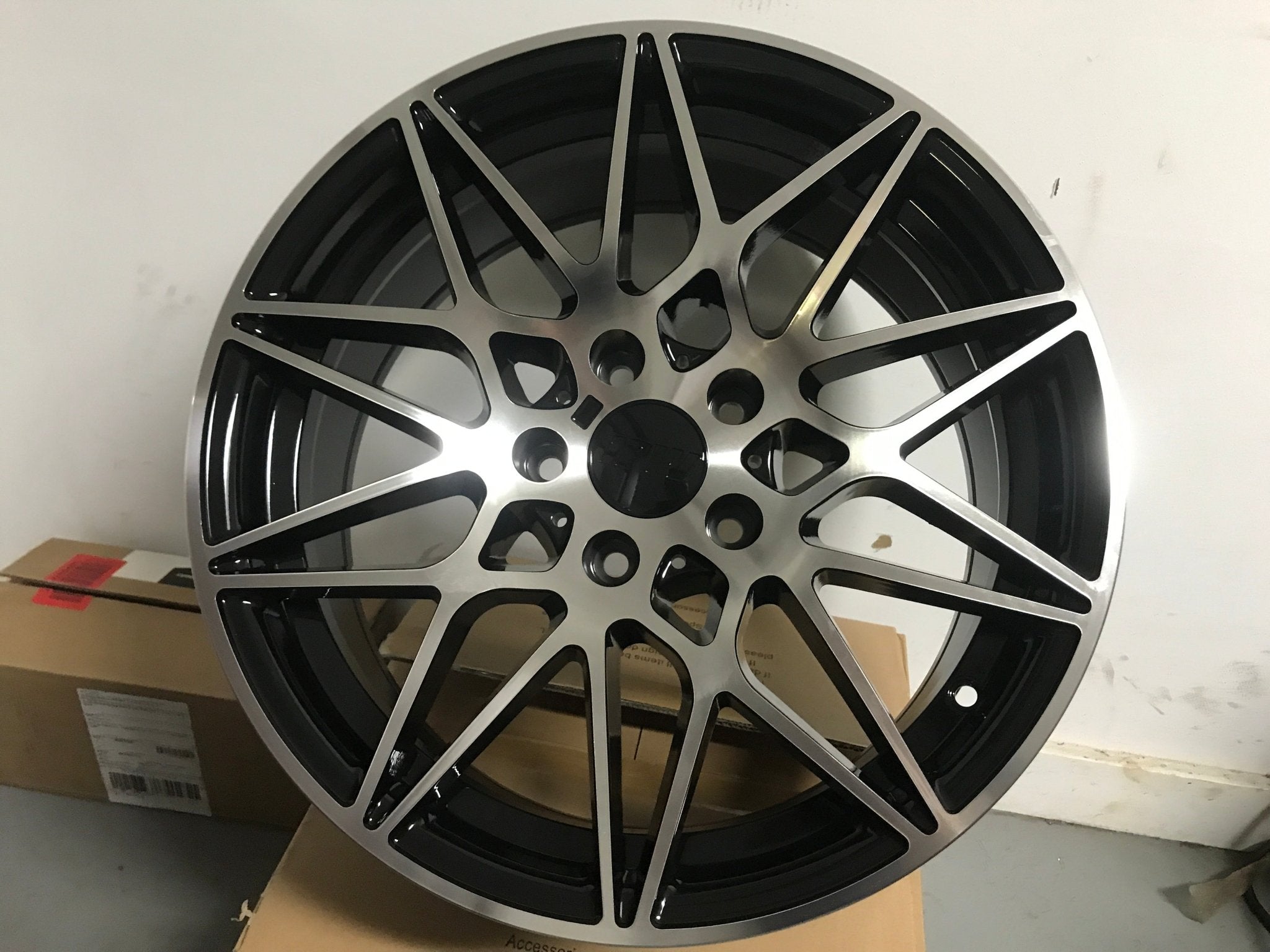 W709 D1147 Black Machined Face 19x9.5 ET34 5x120 CB72.6 - Gun Hill Tire House (WTW - WHOLESALE TIRES & WHEELS)