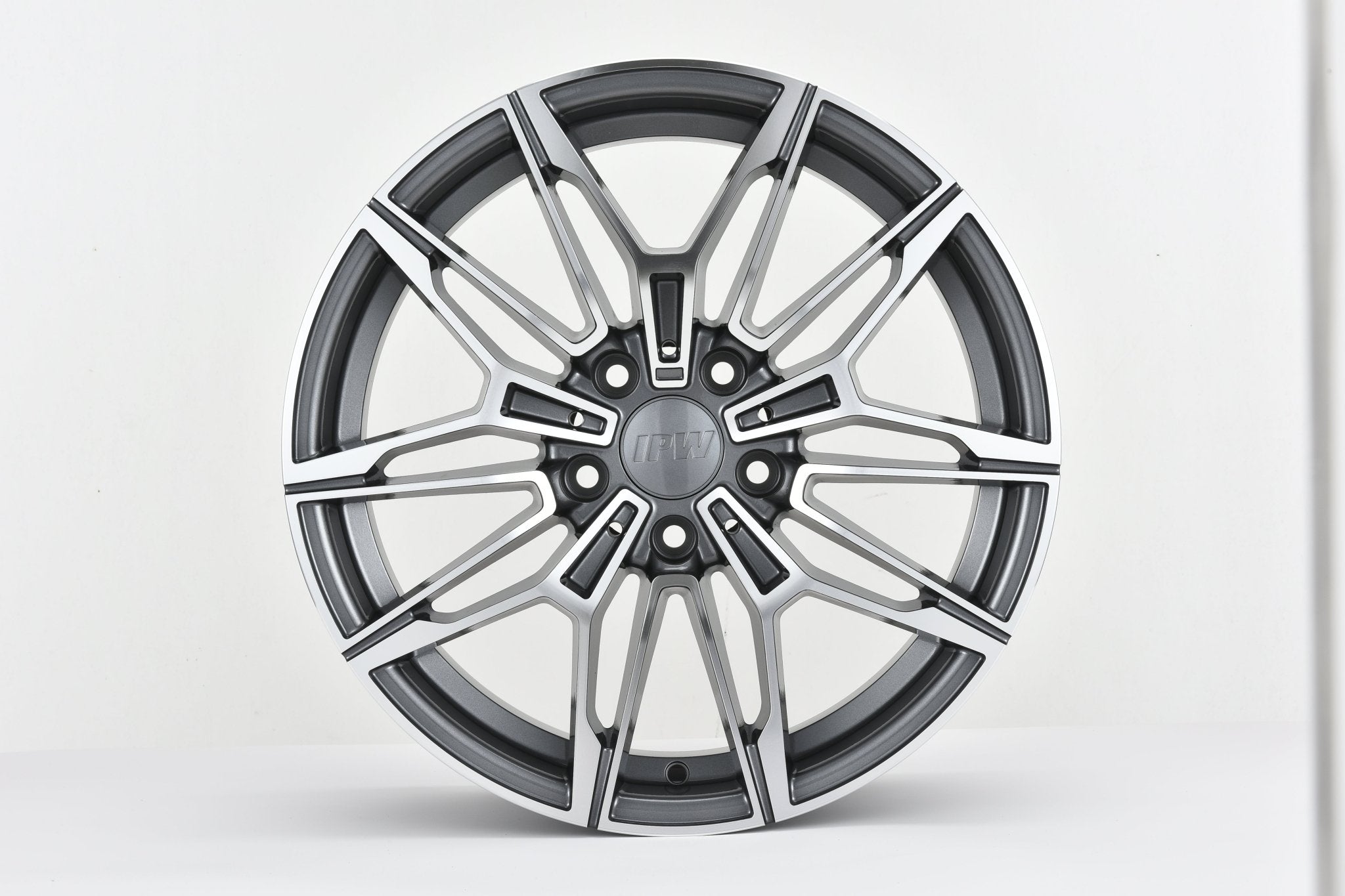 W714 D1677 Gunmetal Machined Face 19x9.0 Et35 5x120 CB72.56 - Gun Hill Tire House (WTW - WHOLESALE TIRES & WHEELS)