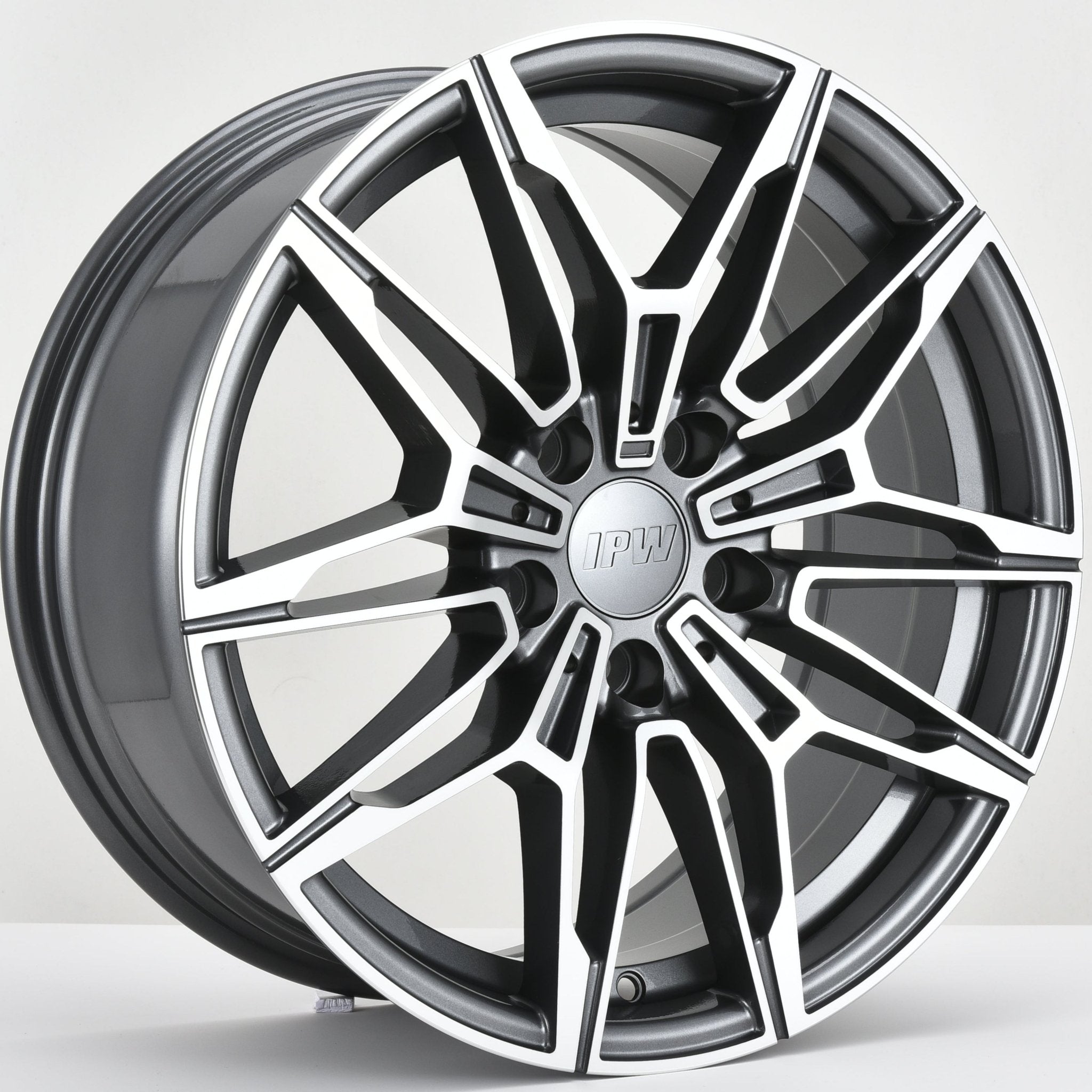 W714 D1677 Gunmetal Machined Face 19x9.0 Et35 5x120 CB72.56 - Gun Hill Tire House (WTW - WHOLESALE TIRES & WHEELS)